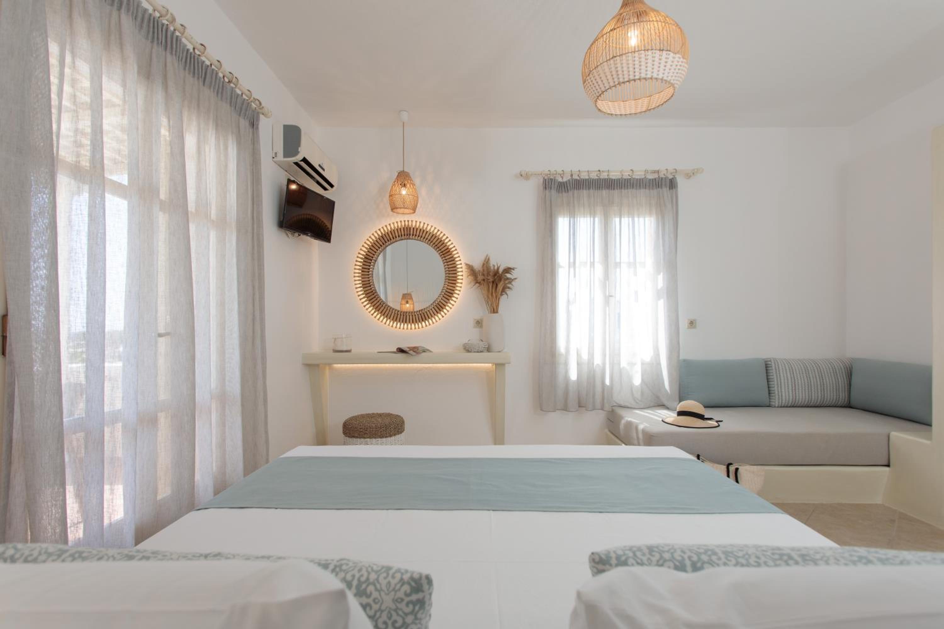 Maria's Rooms & Studios