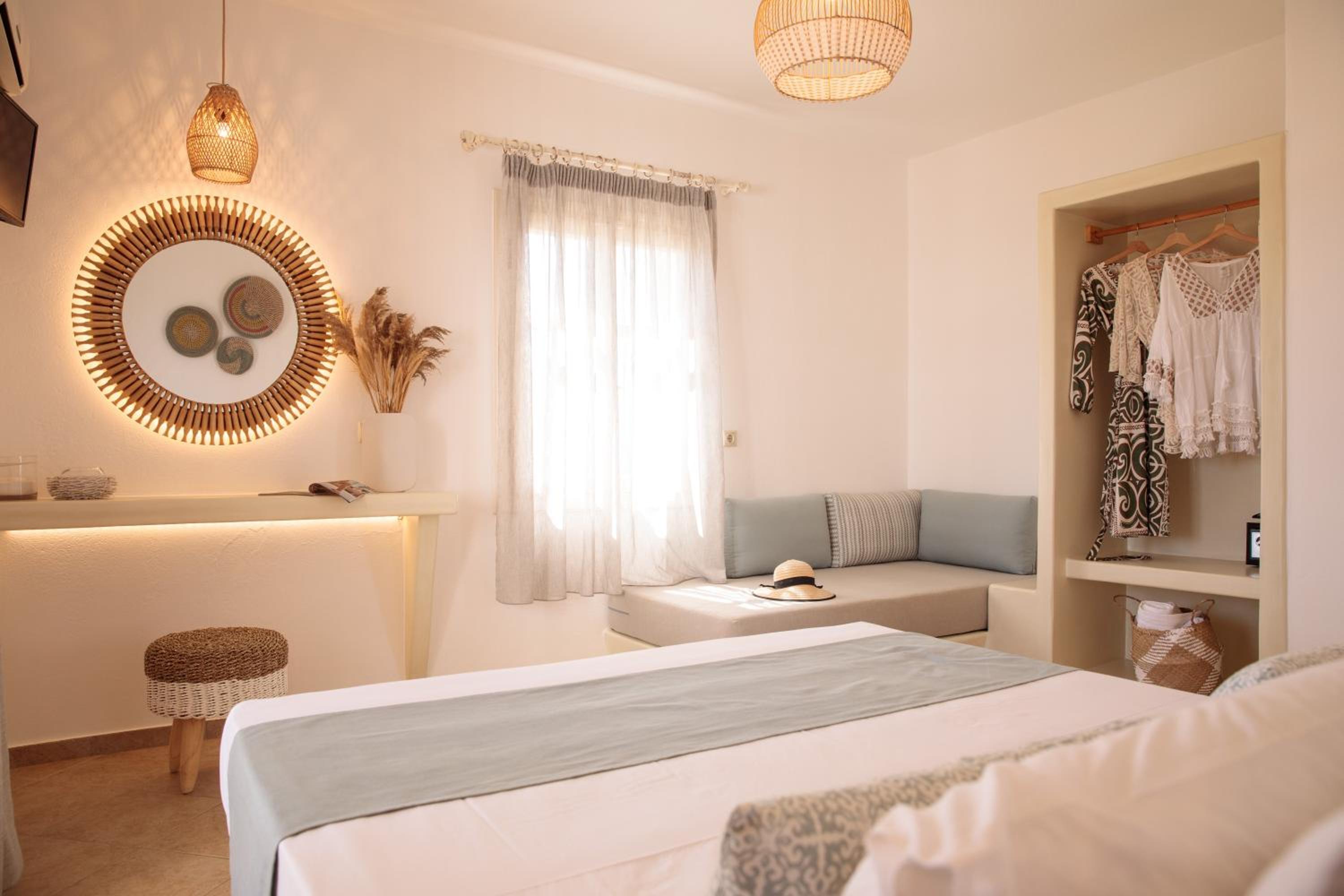 Maria's Rooms & Studios