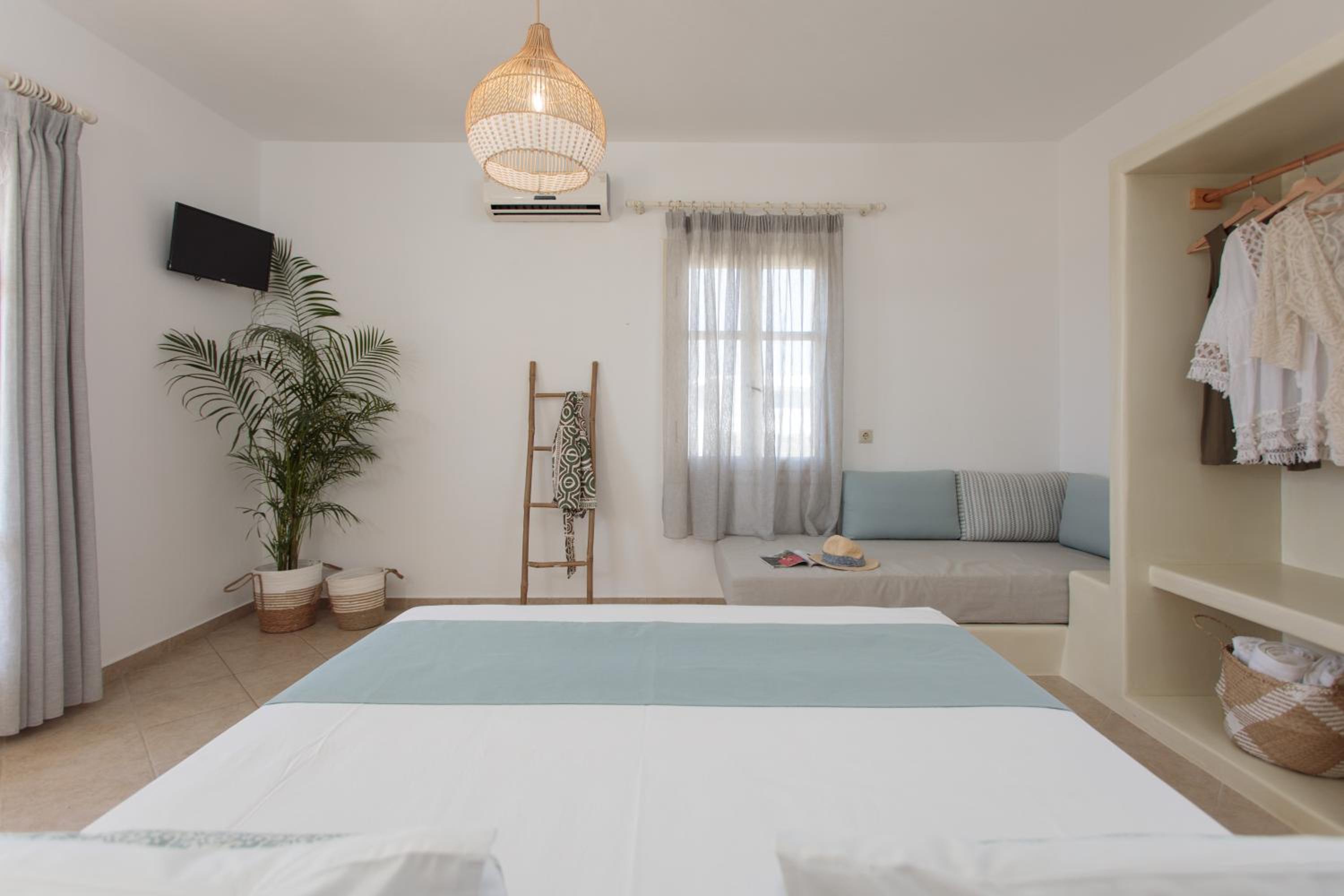 Maria's Rooms & Studios
