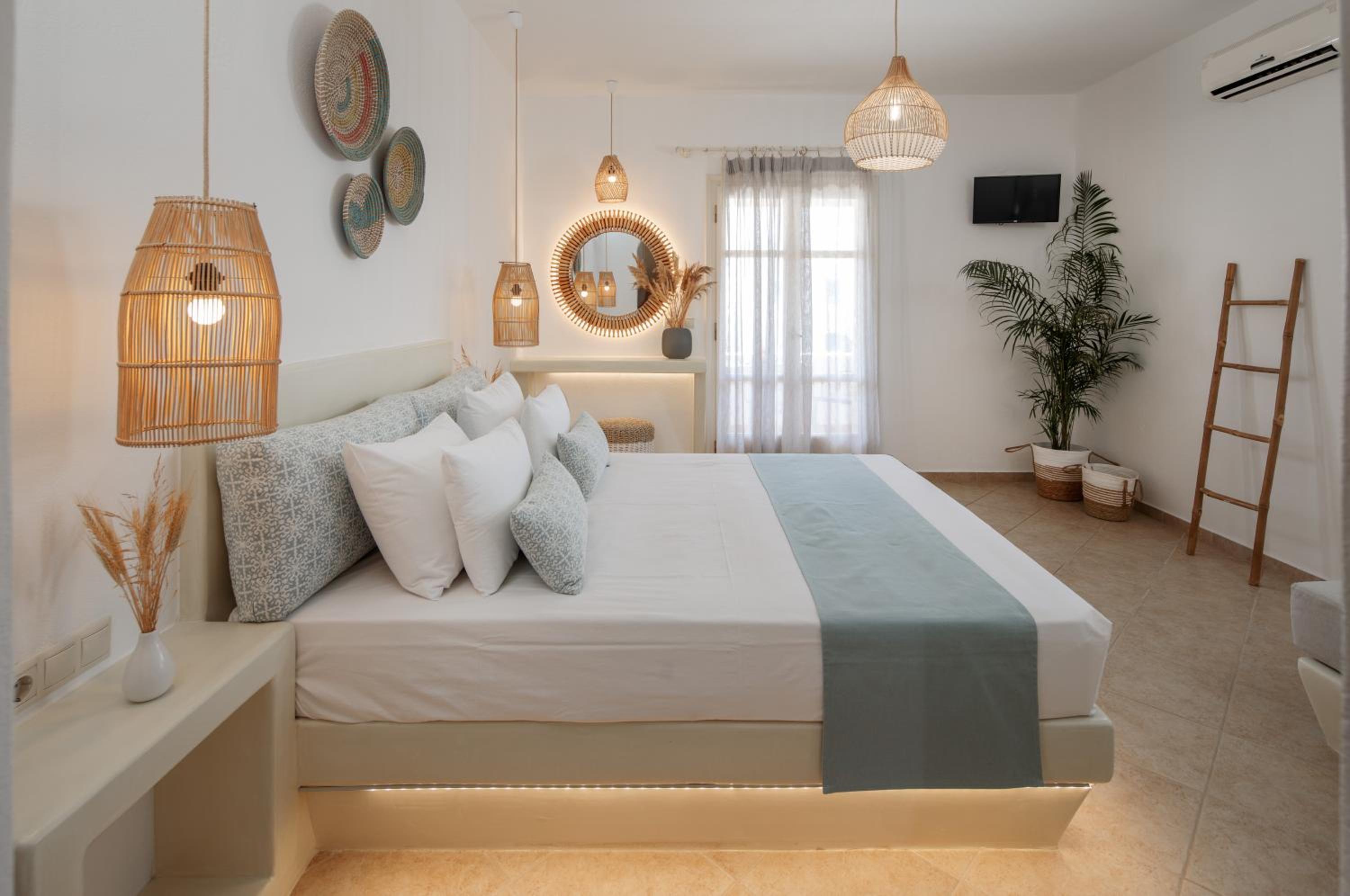 Maria's Rooms & Studios