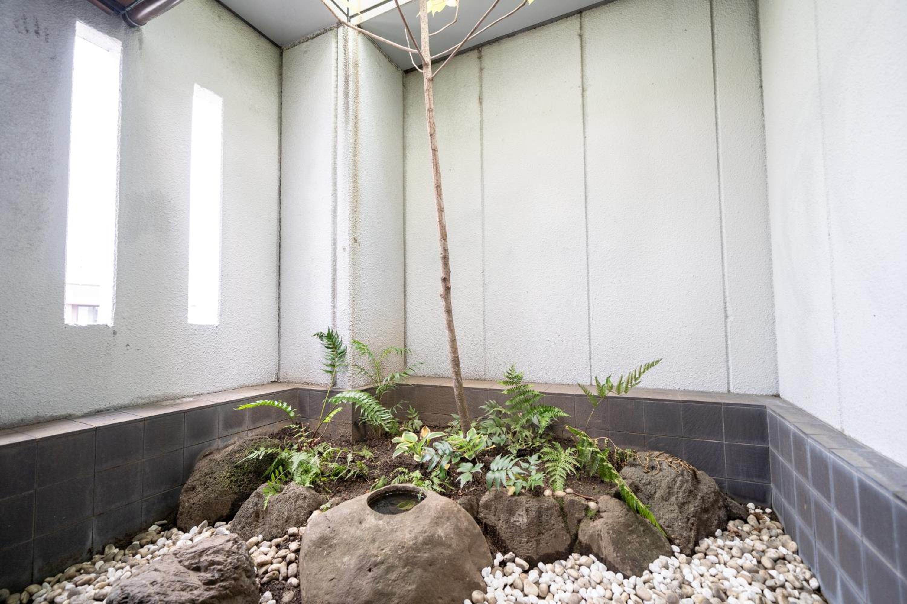 Shinjuku Skyview Serenity Duplex Villa