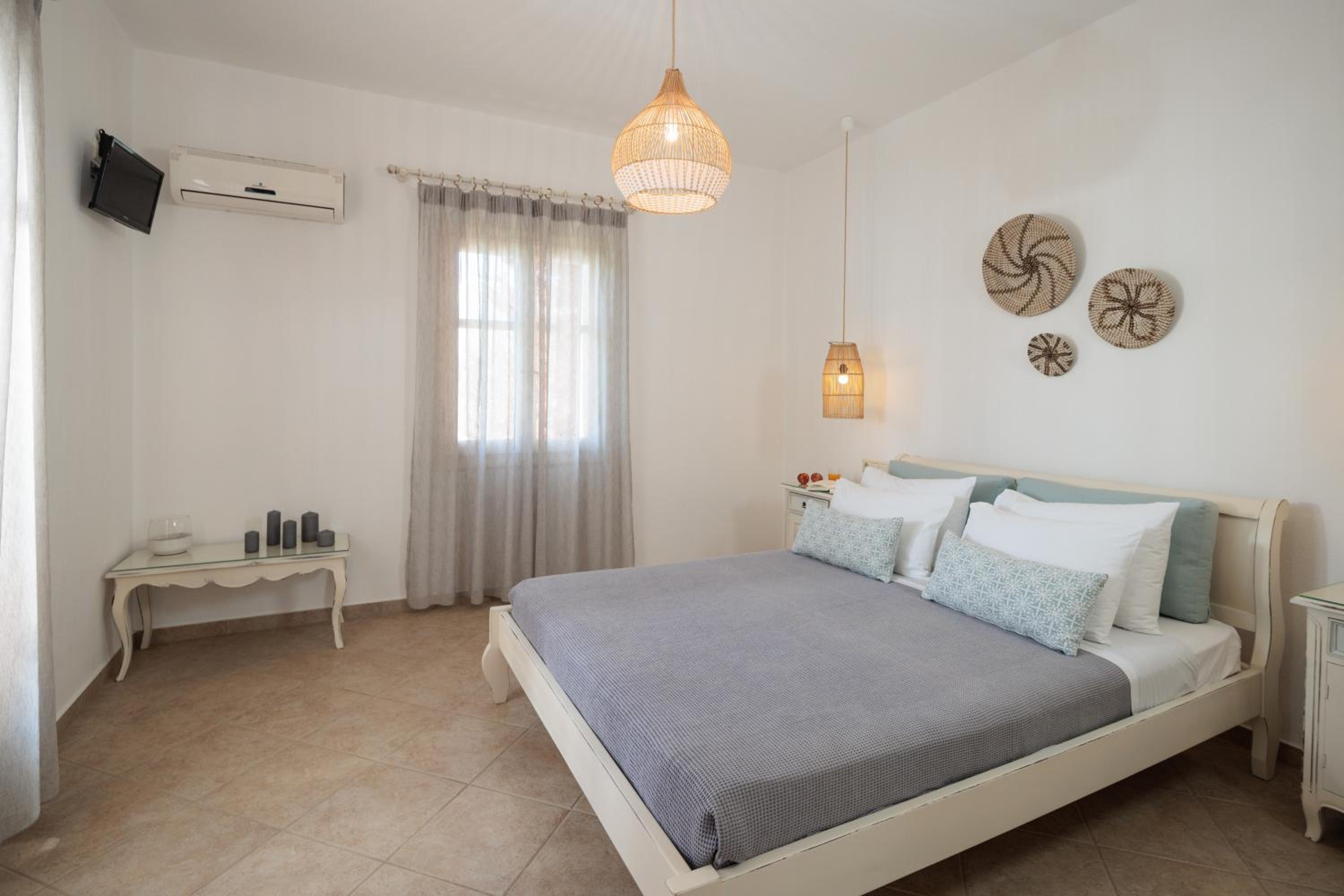 Maria's Rooms & Studios