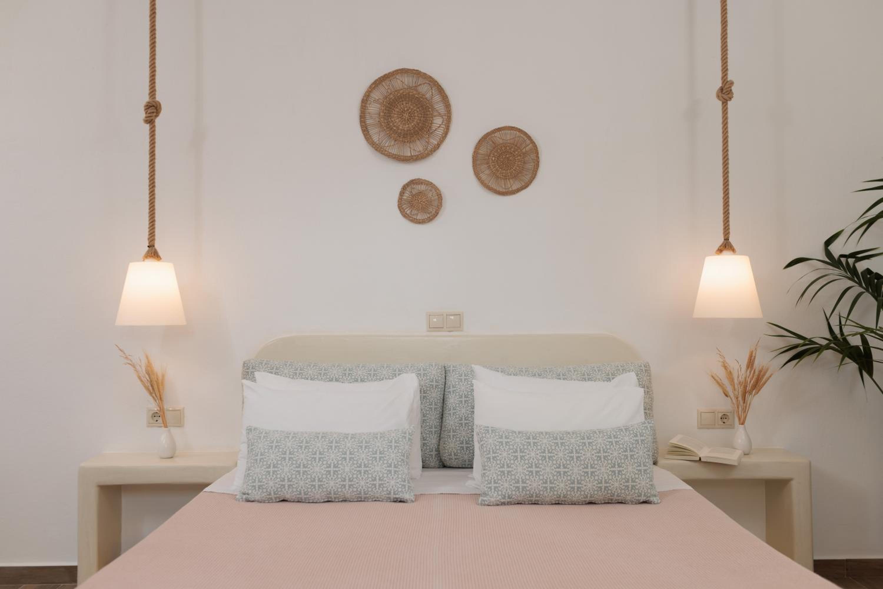 Maria's Rooms & Studios