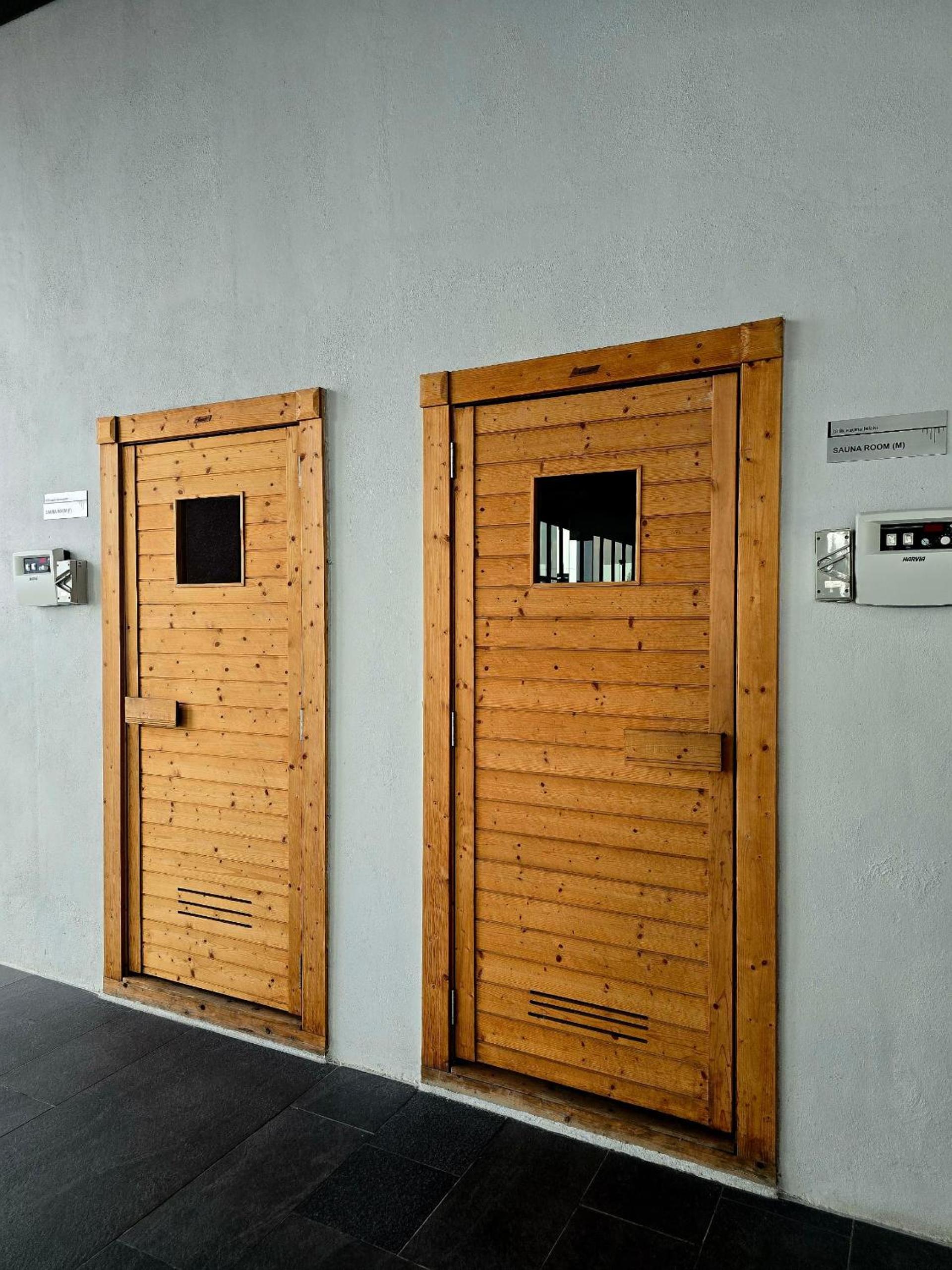 Forest Holiday Damasara Seresta 6 pax- 2carpark