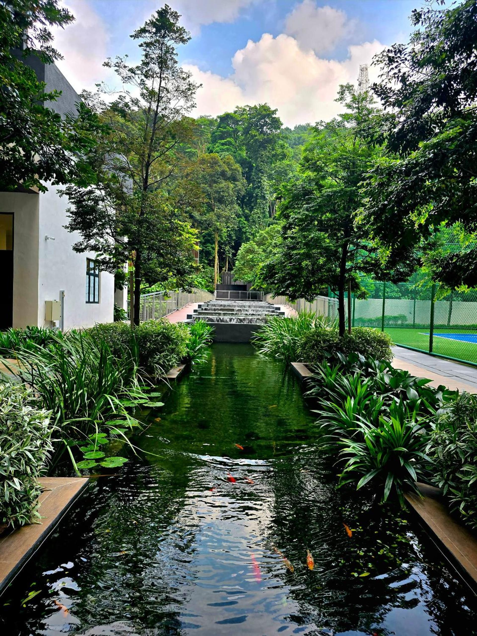 Forest Holiday Damasara Seresta 6 pax- 2carpark
