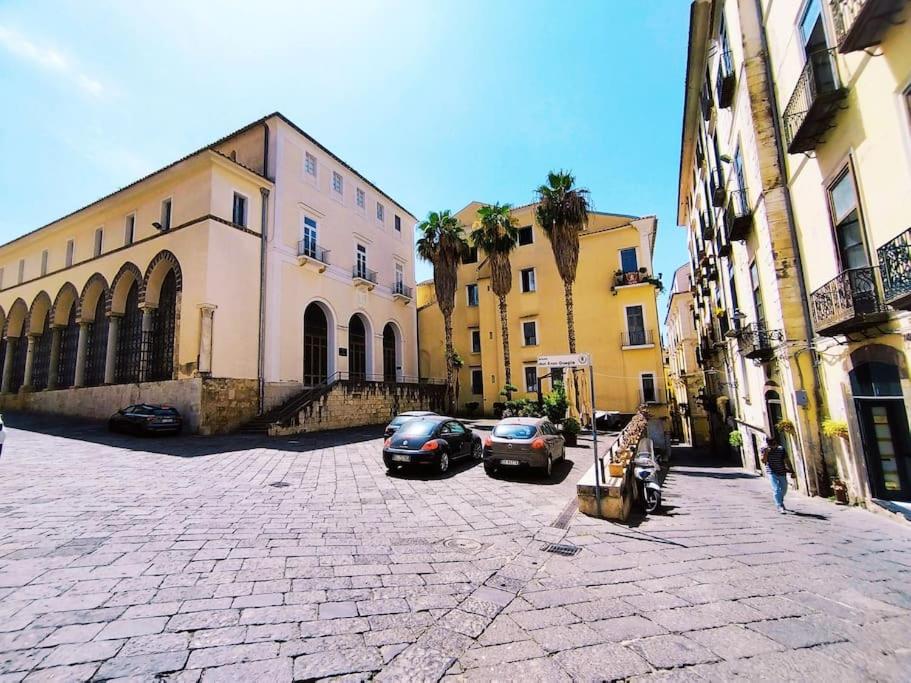 Minisuite F-House vicino al Duomo di Salerno view 5