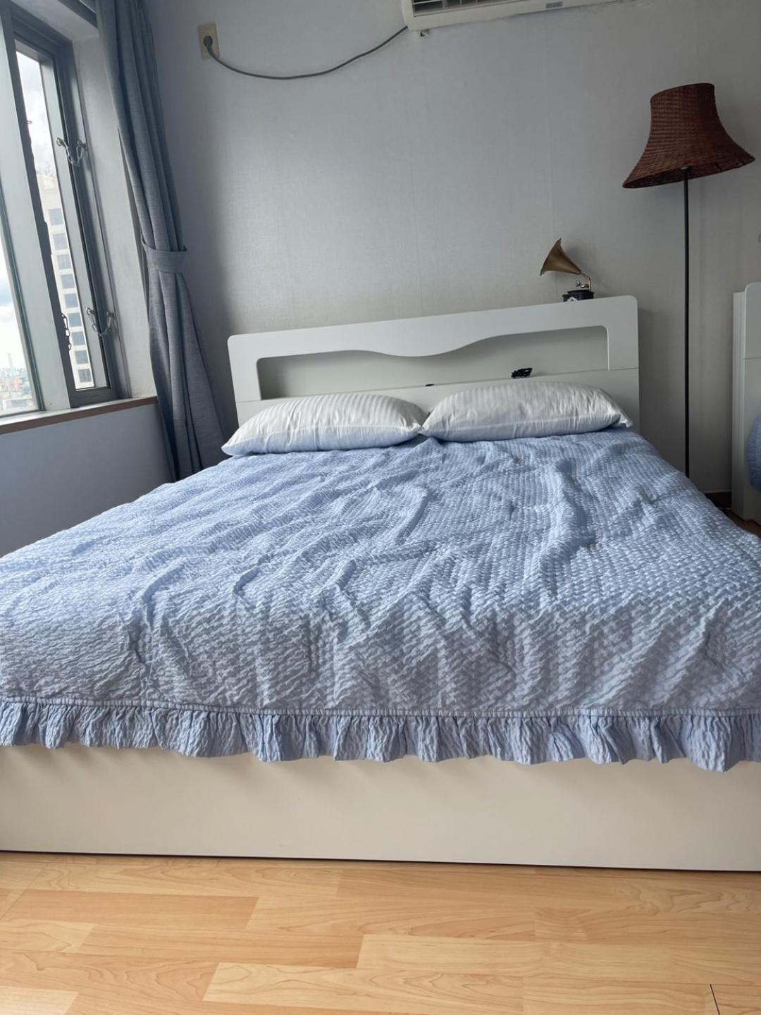 Hongdae Guesthouse3 1min from Hongik Uni station Exit #1 view 3