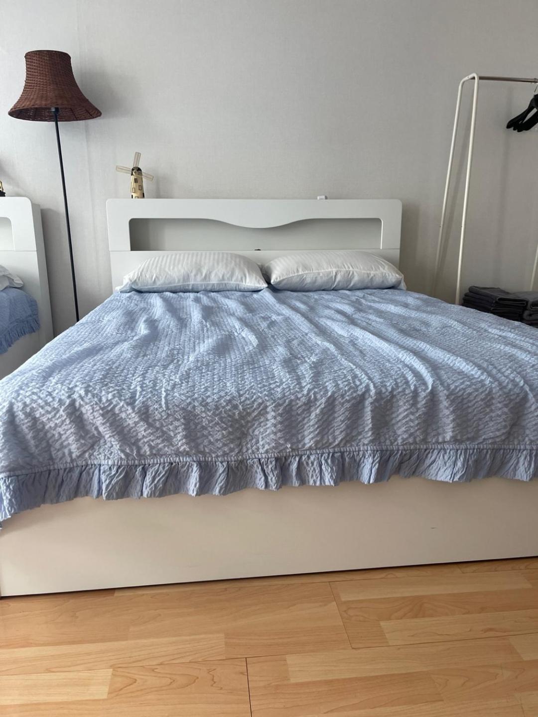 Hongdae Guesthouse3 1min from Hongik Uni station Exit #1 view 4
