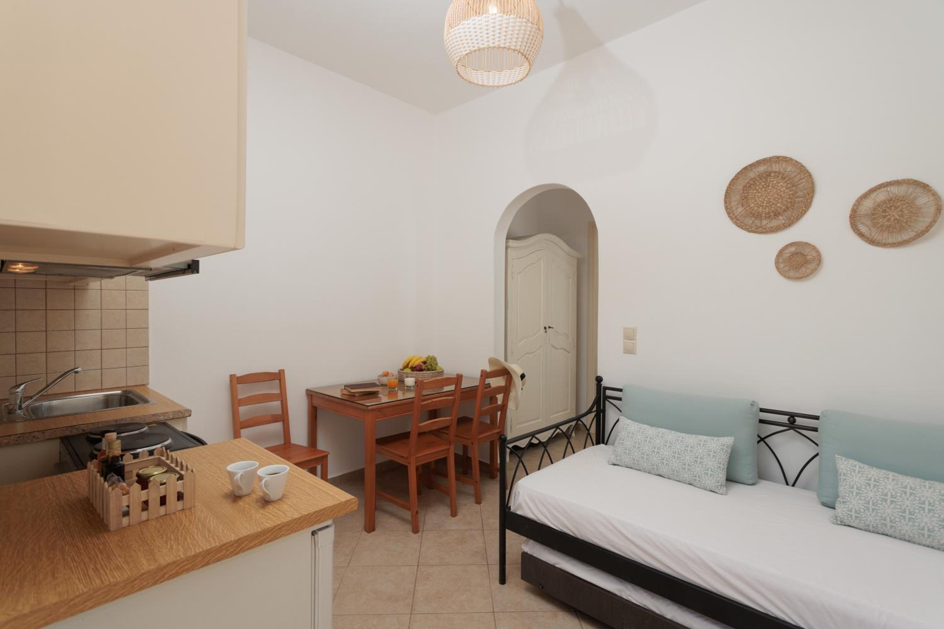 Maria's Rooms & Studios