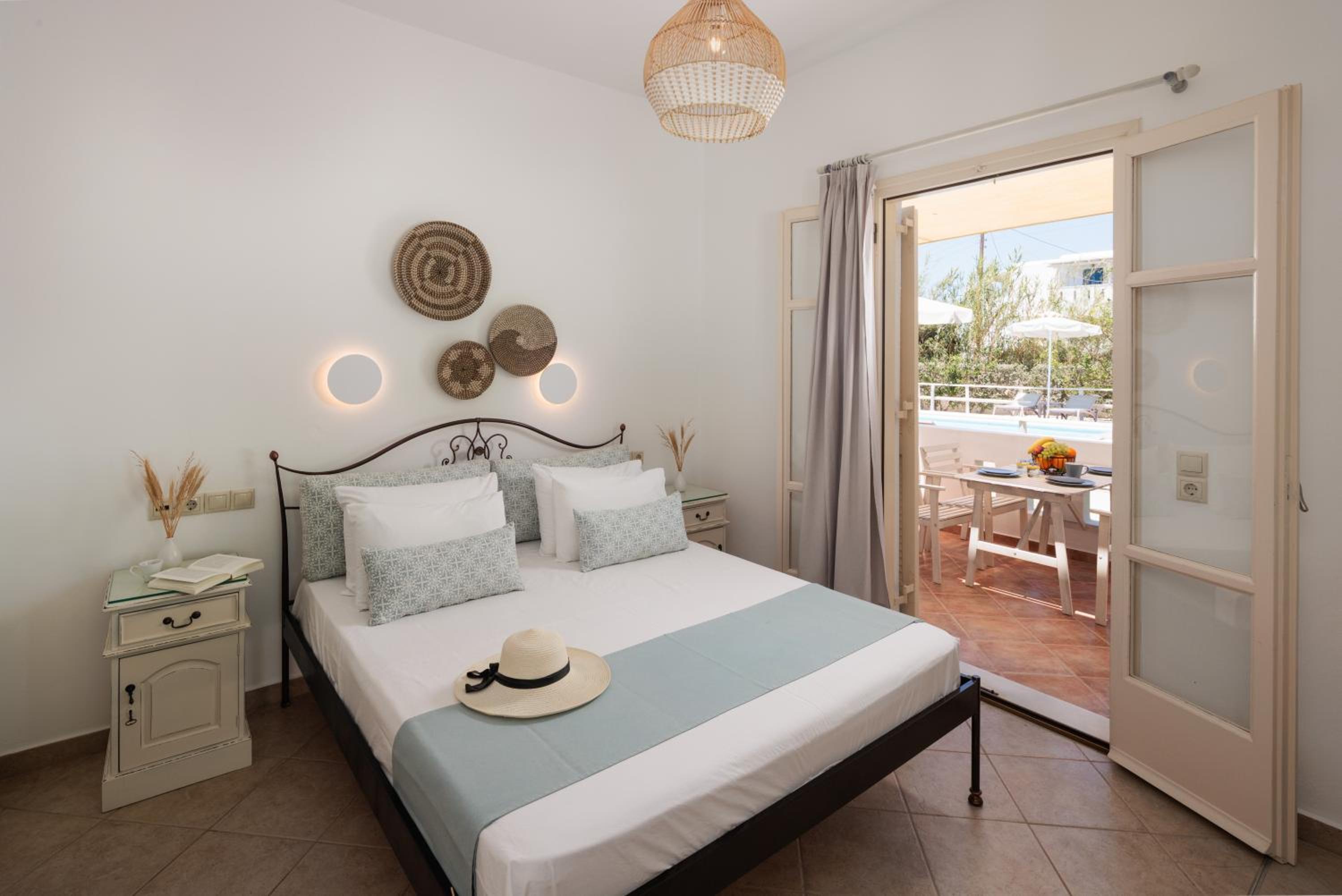 Maria's Rooms & Studios