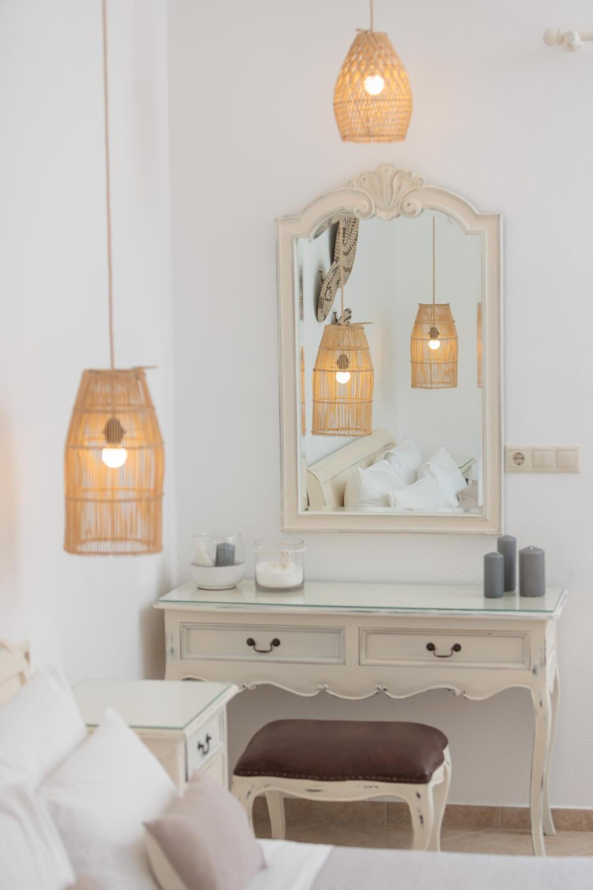 Maria's Rooms & Studios