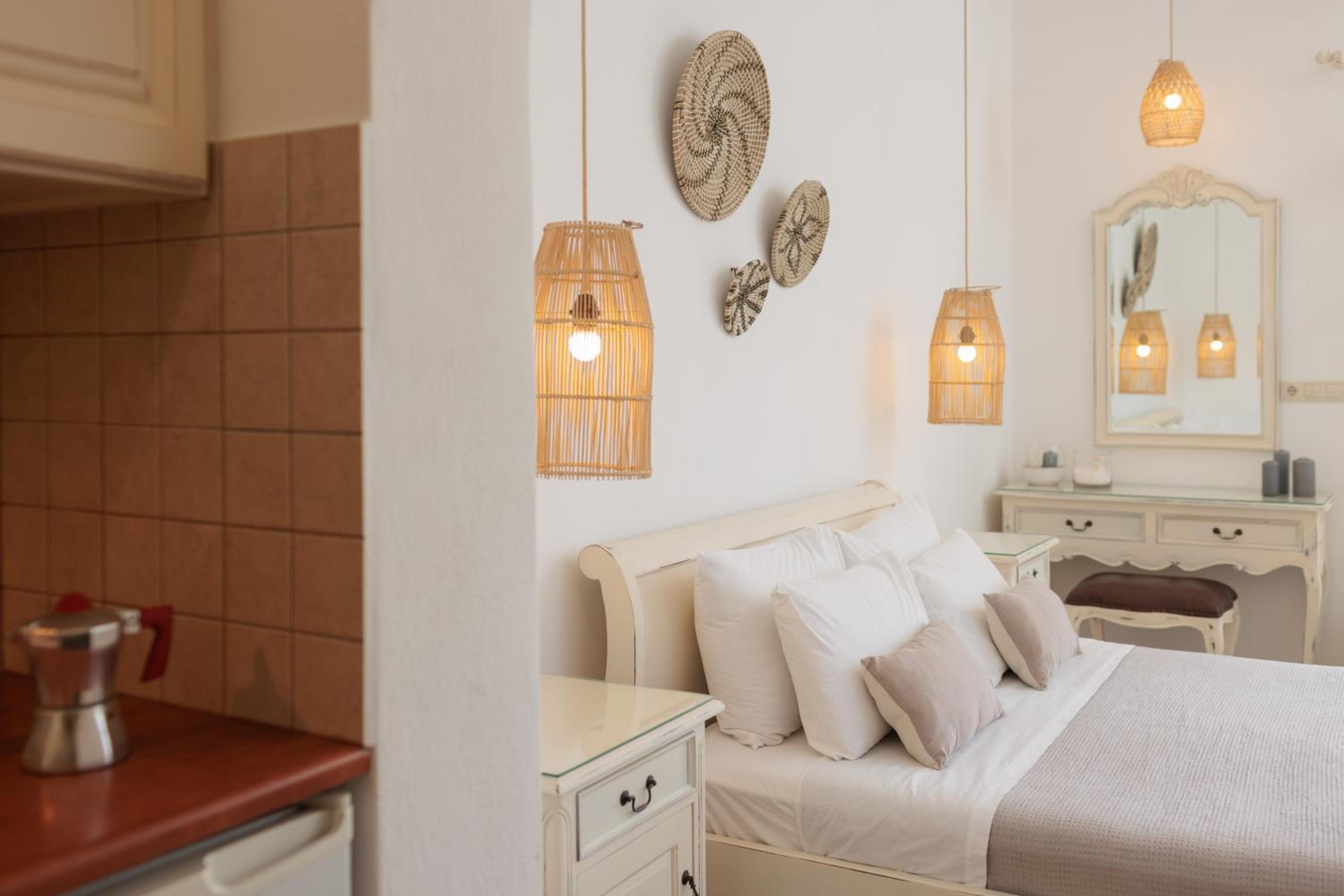 Maria's Rooms & Studios