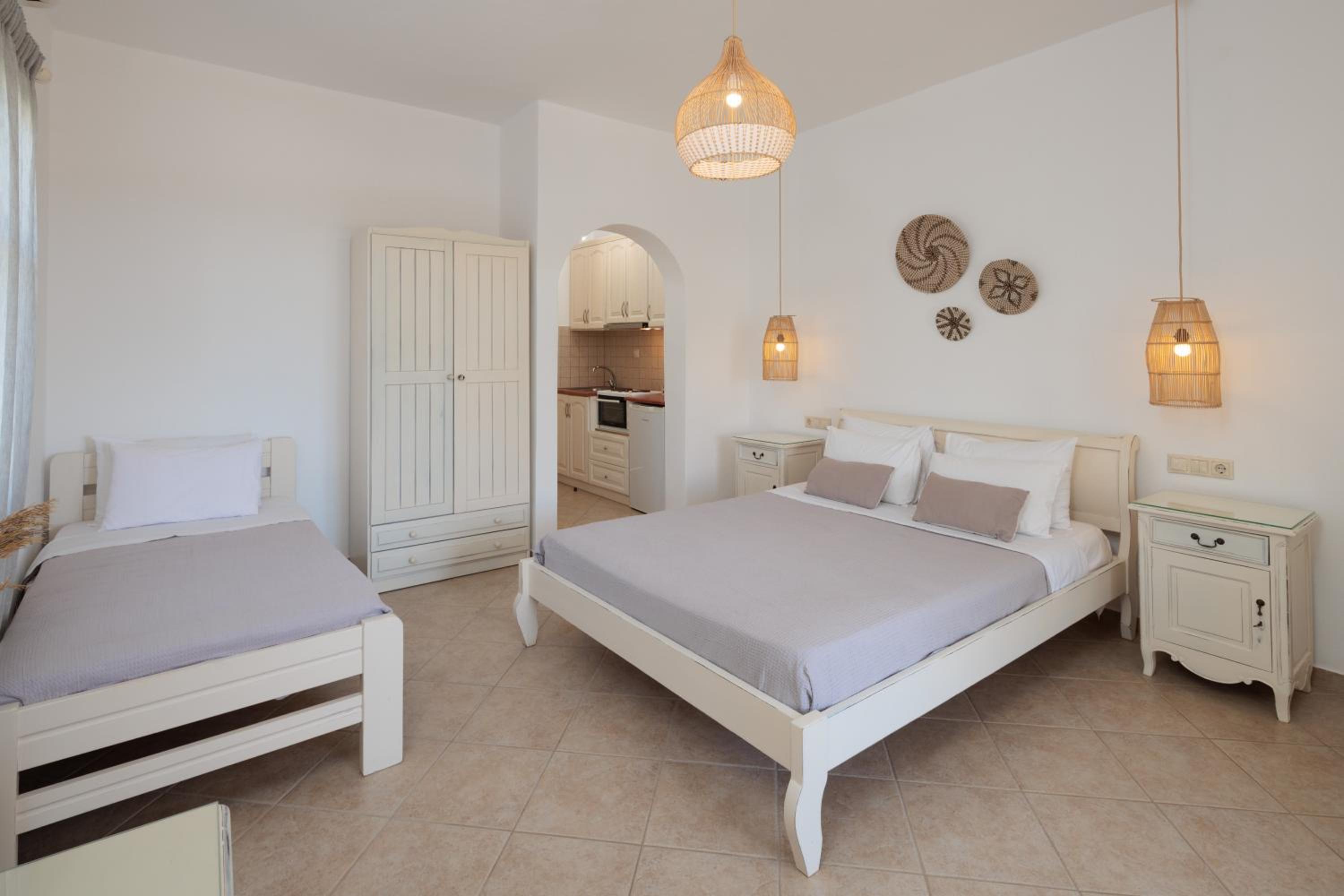 Maria's Rooms & Studios