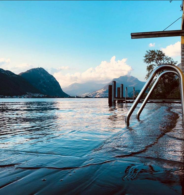 Capriccio 180 lake view Wharf and Parking