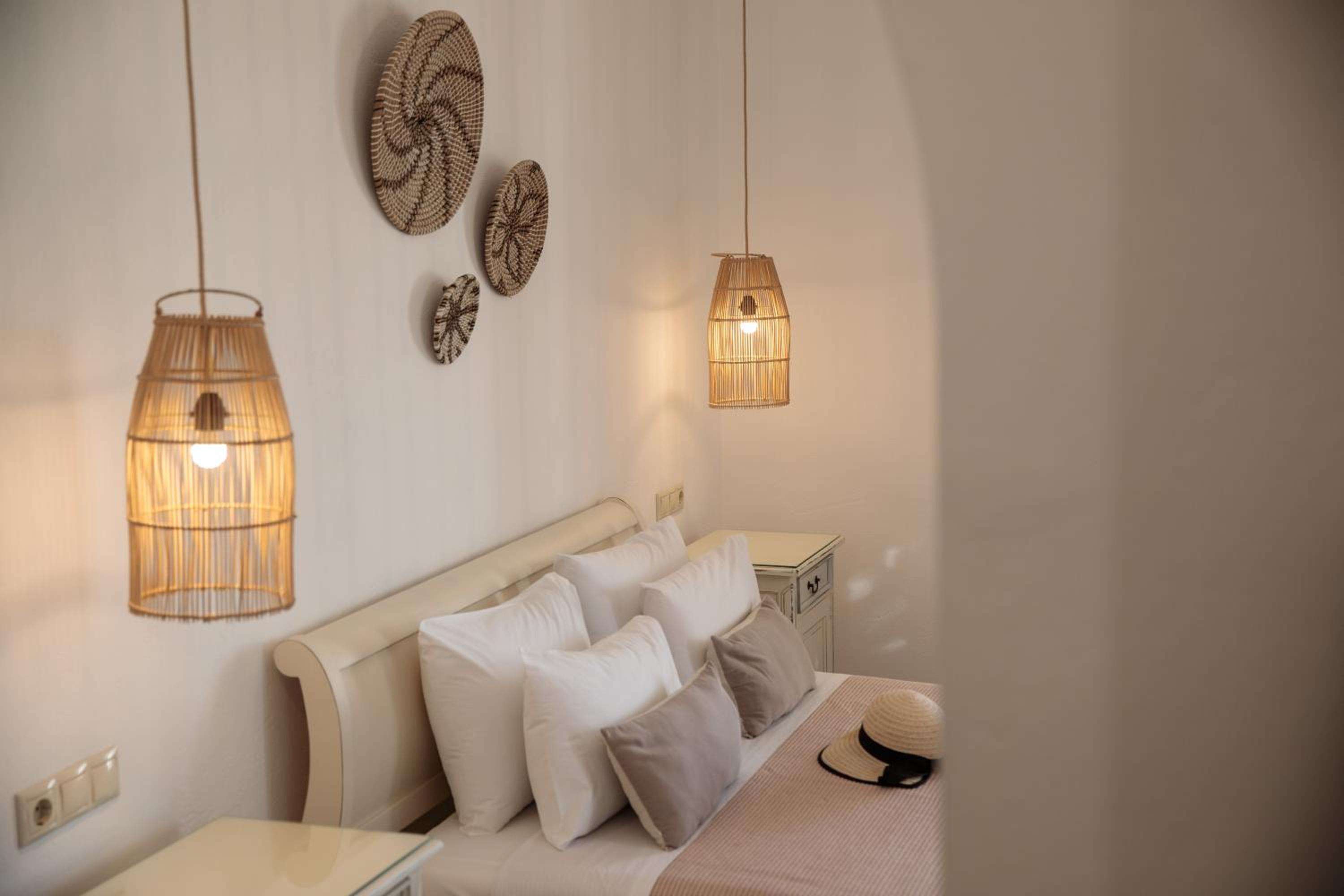 Maria's Rooms & Studios
