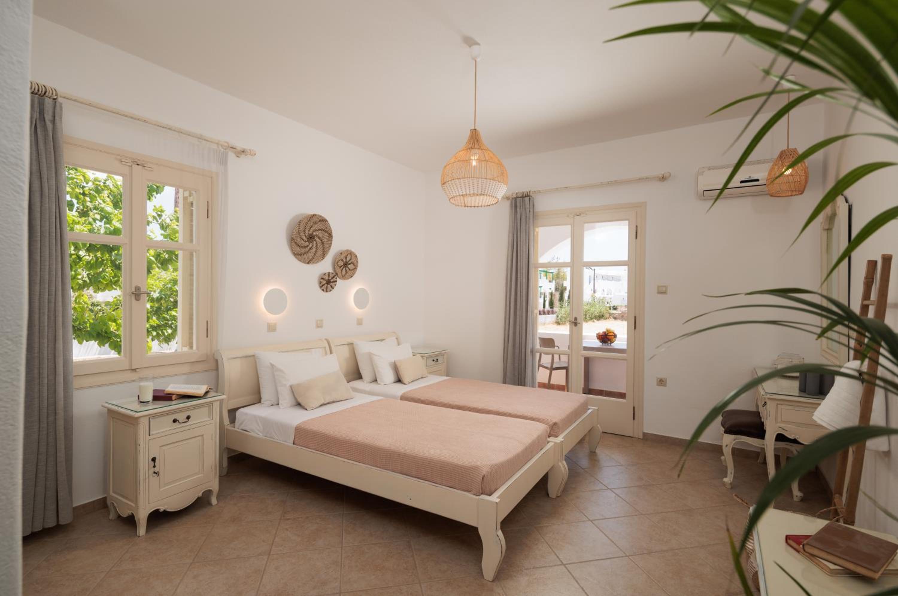 Maria's Rooms & Studios