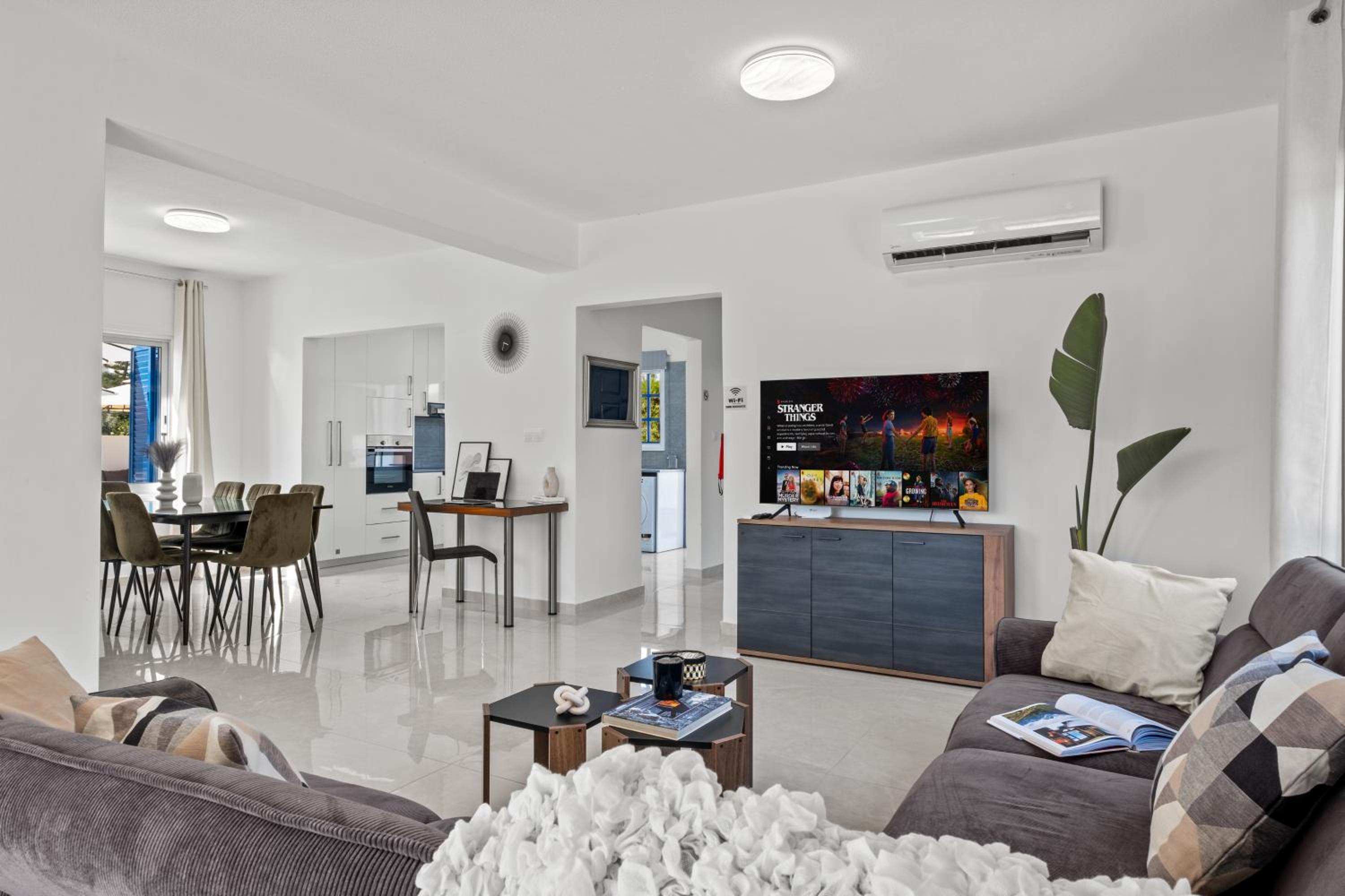 Adamante Luxury Villa by Nomads