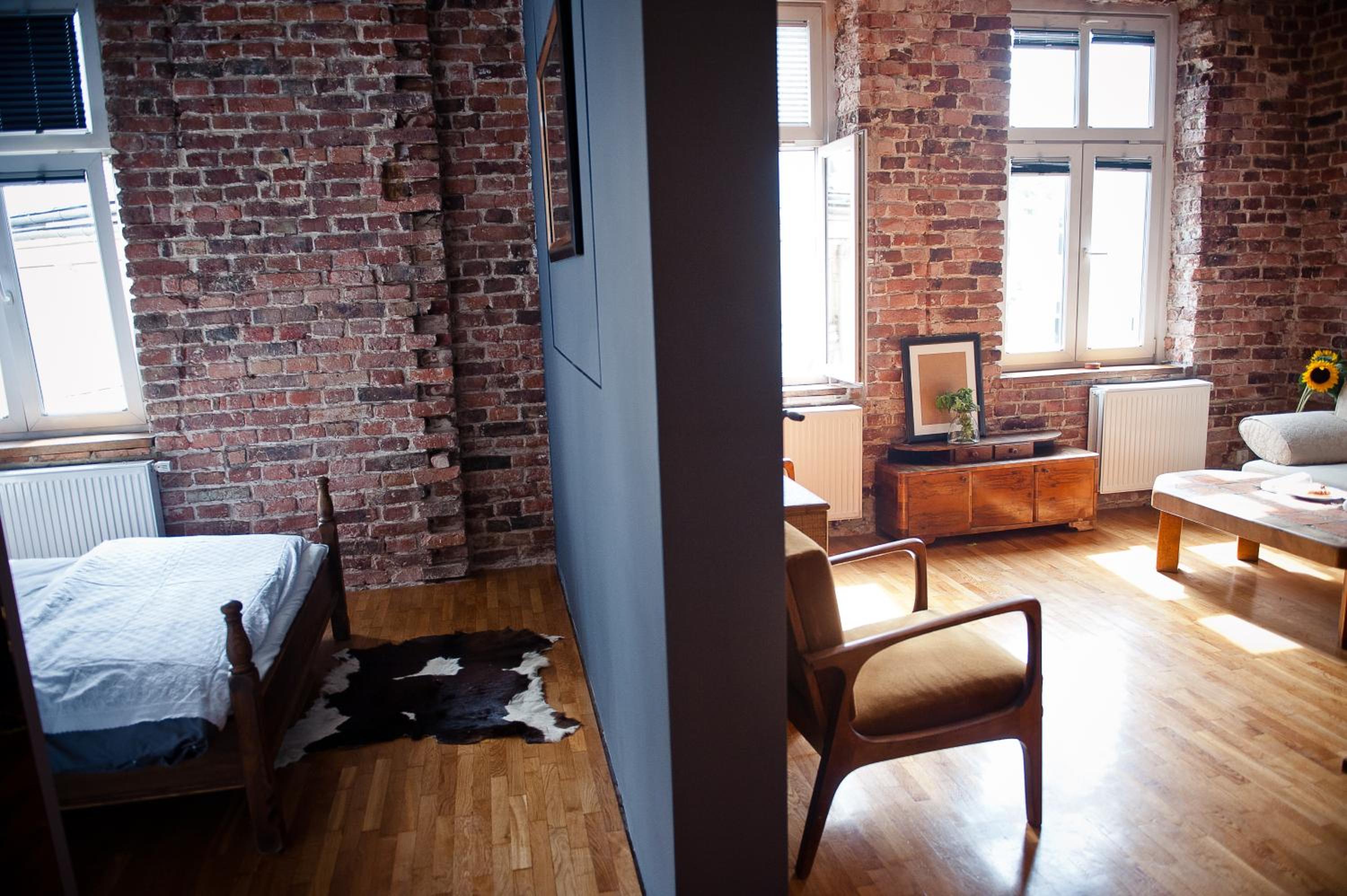 Loft Apartment Industrial Design view 3