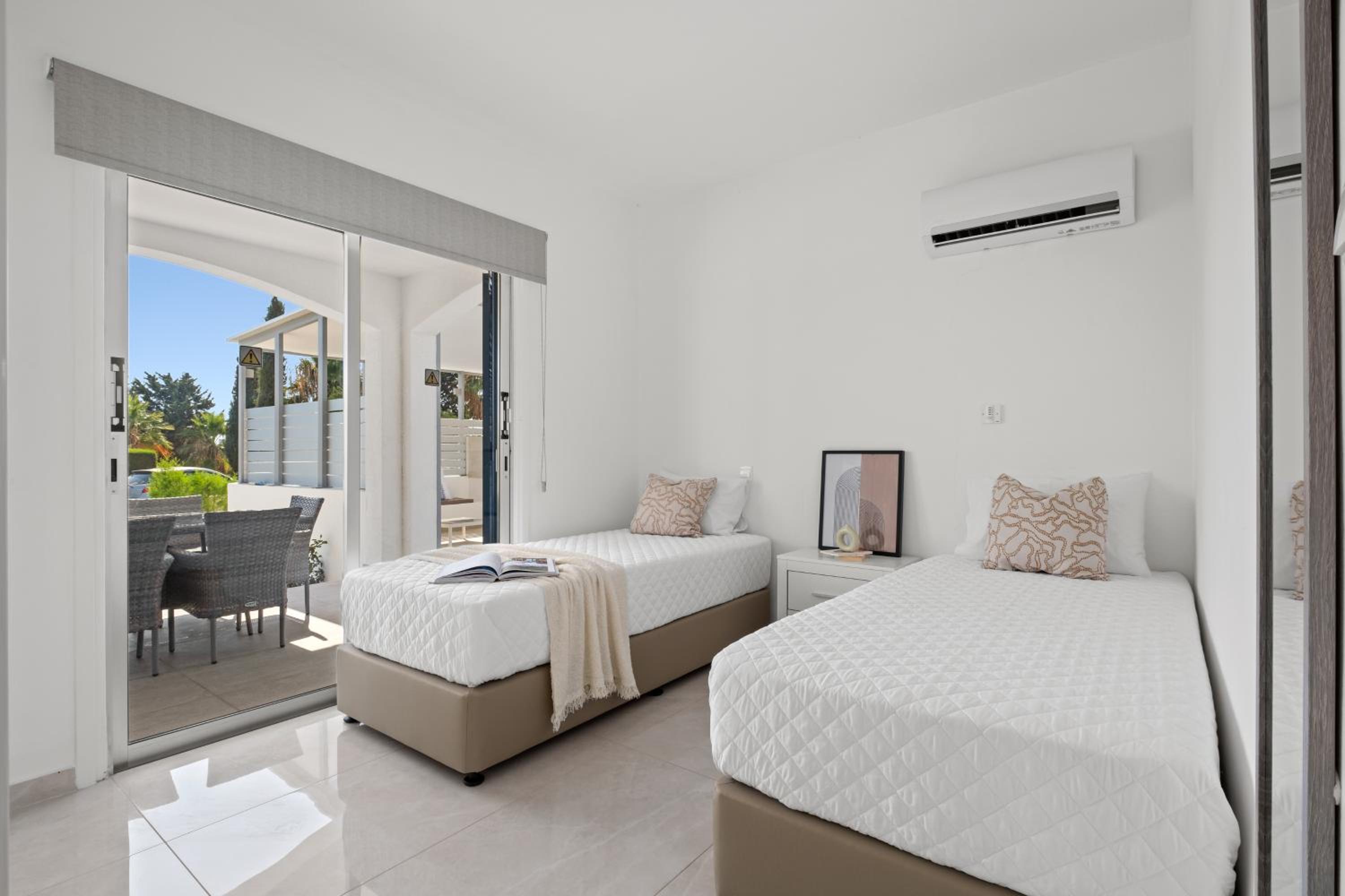 Adamante Luxury Villa by Nomads