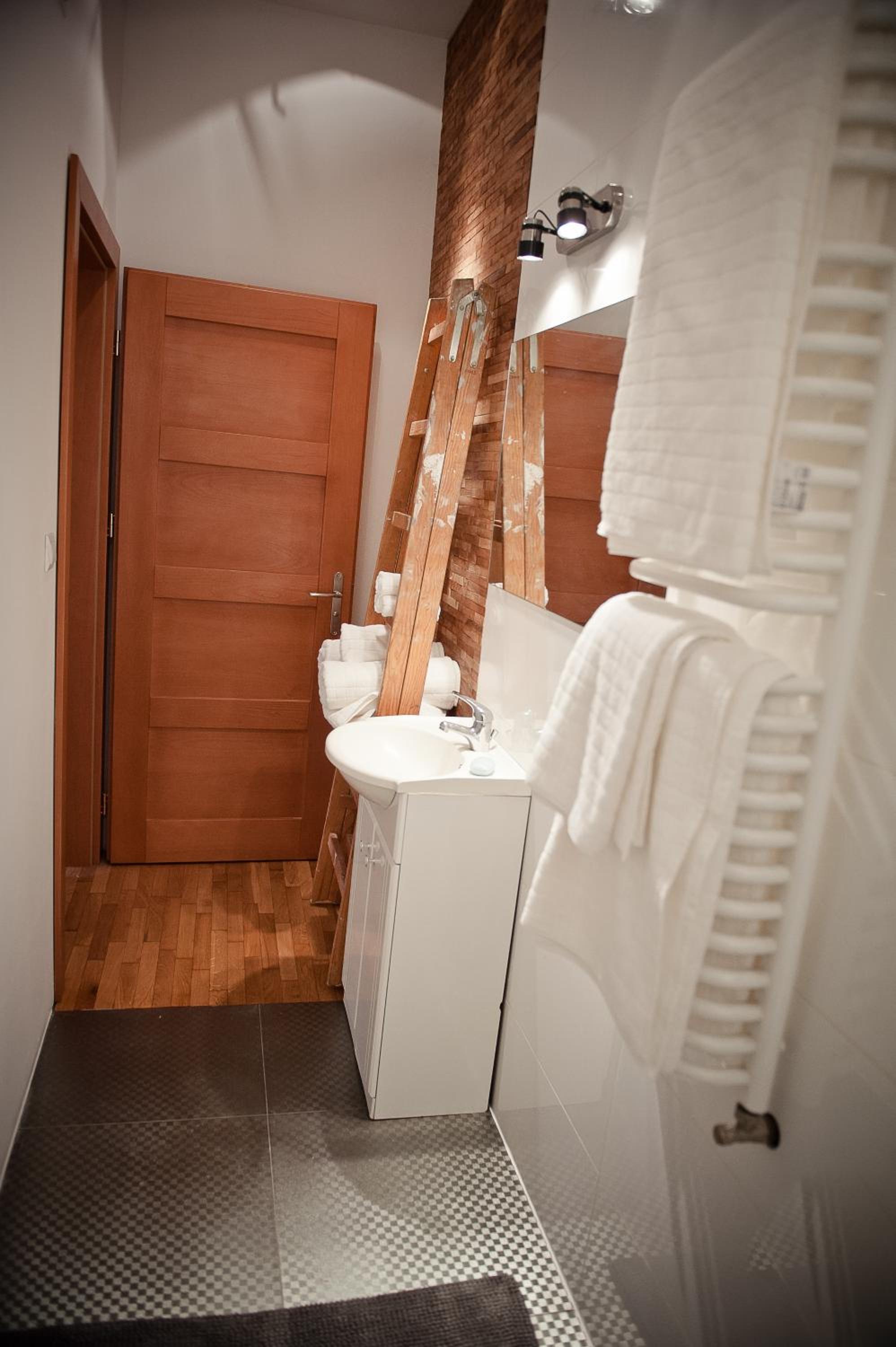 Loft Apartment Industrial Design view 4