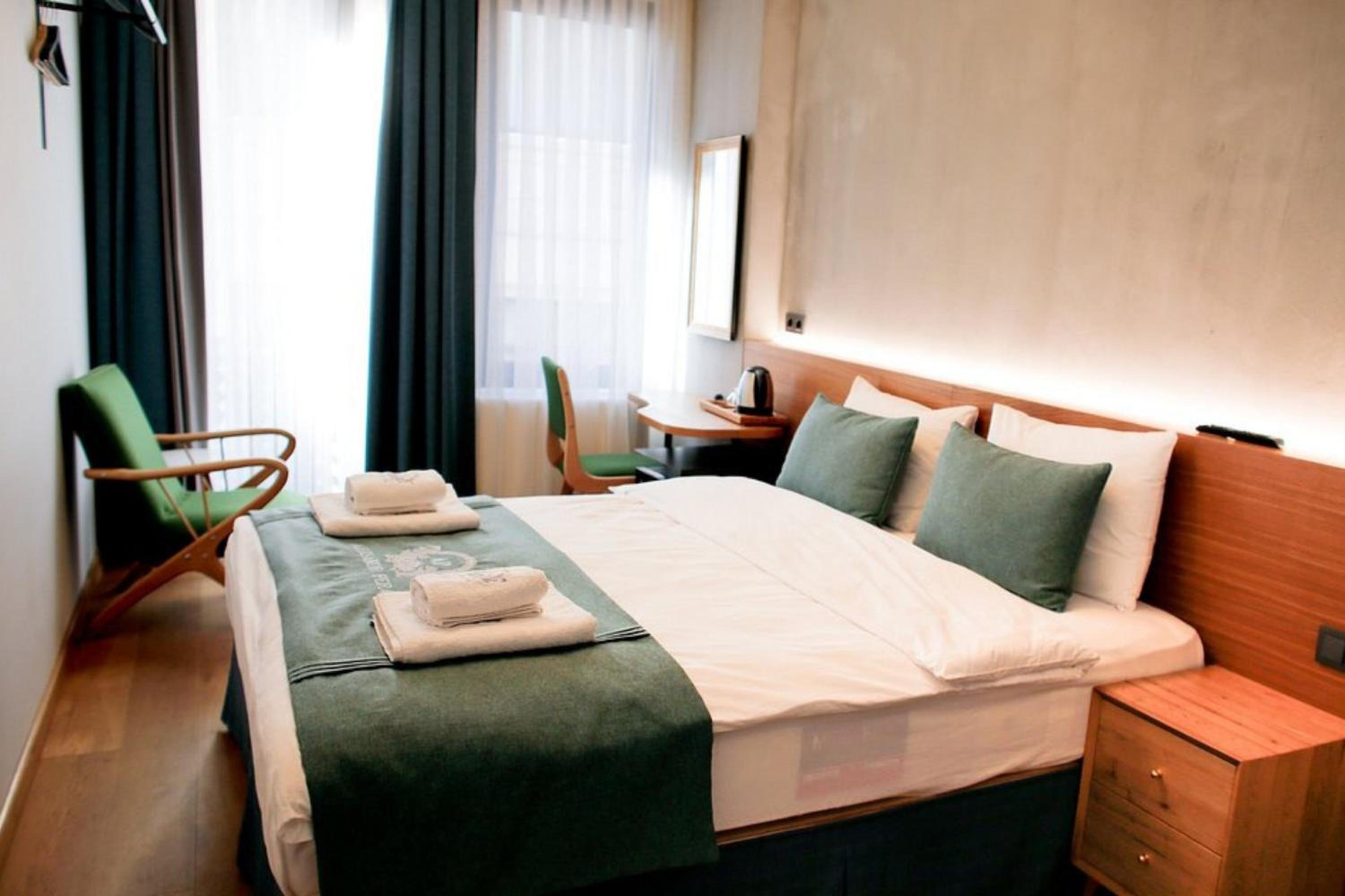 Aleksandr Pera Otel - Image 50