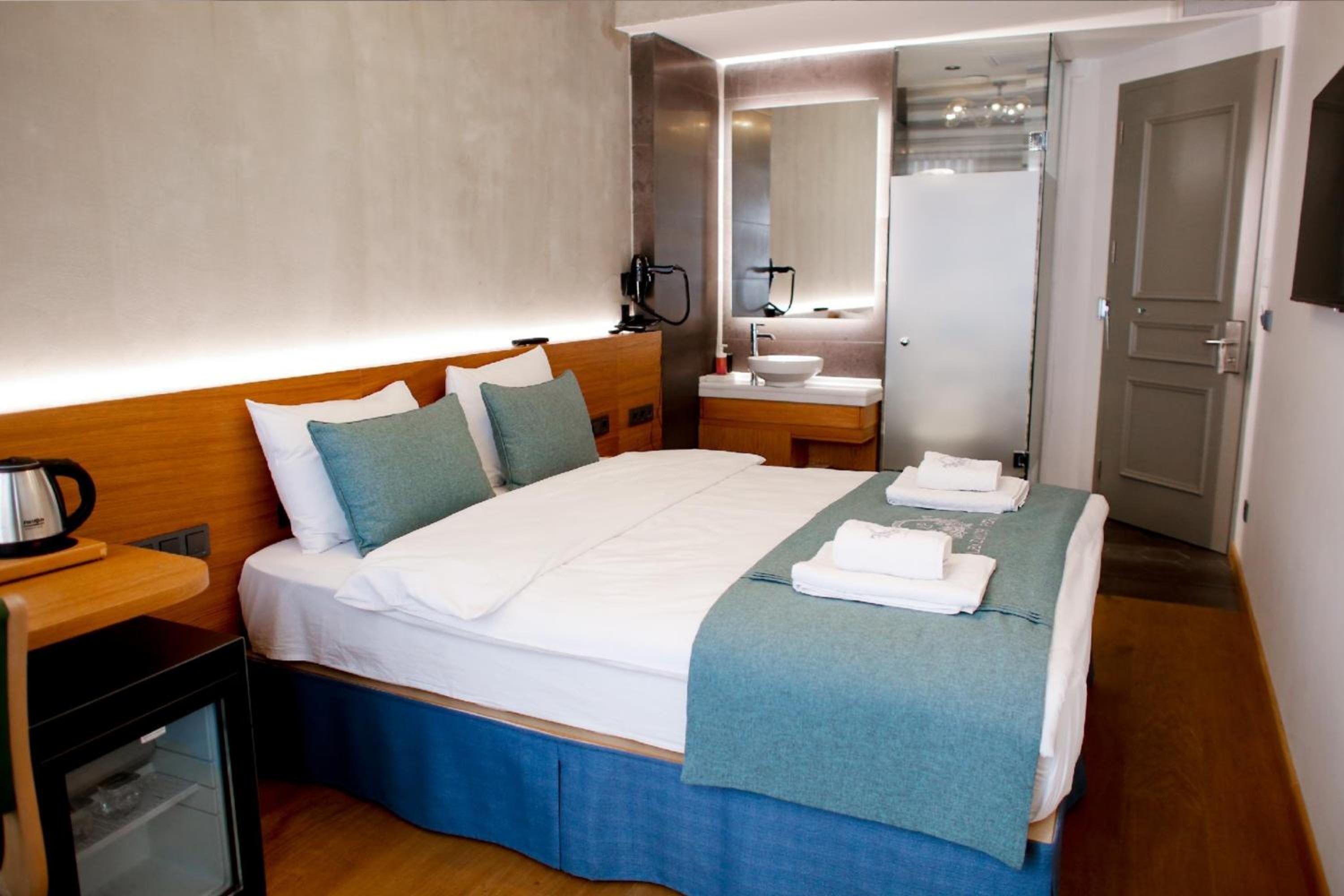 Aleksandr Pera Otel - Image 44