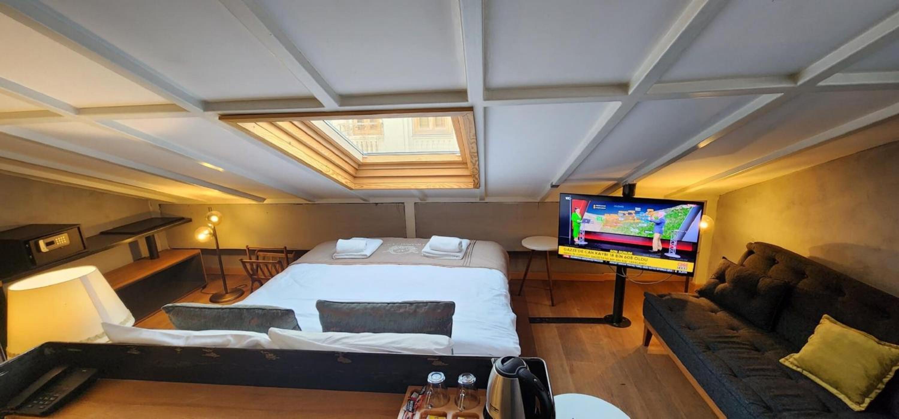 Aleksandr Pera Otel - Image 58