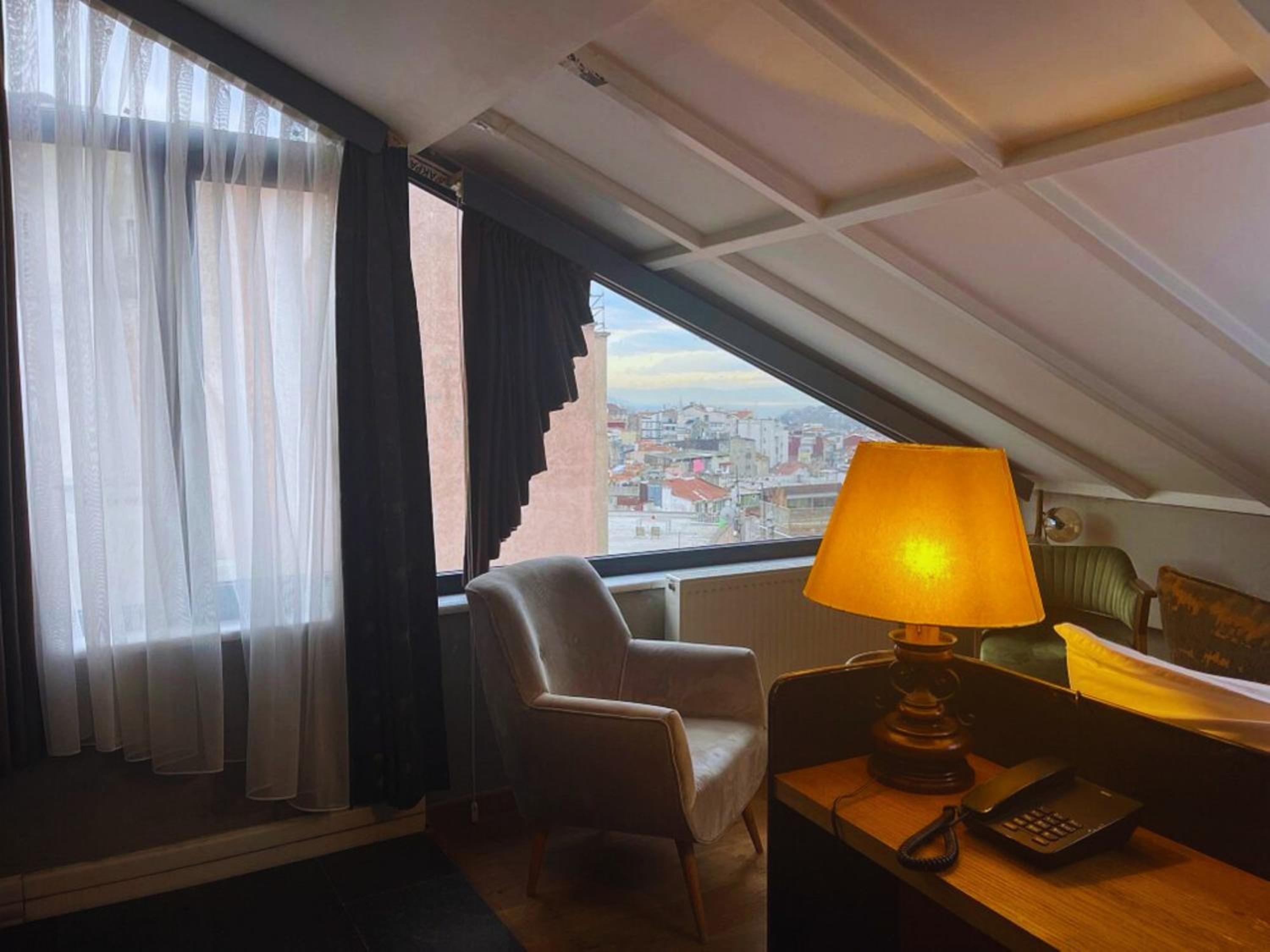 Aleksandr Pera Otel - Image 63