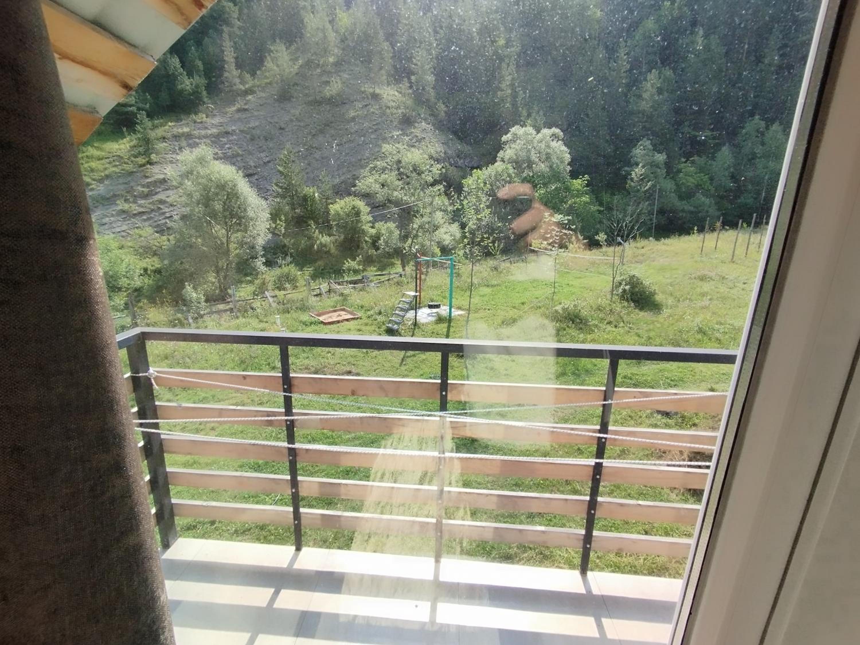 Green Valley Tusrebi