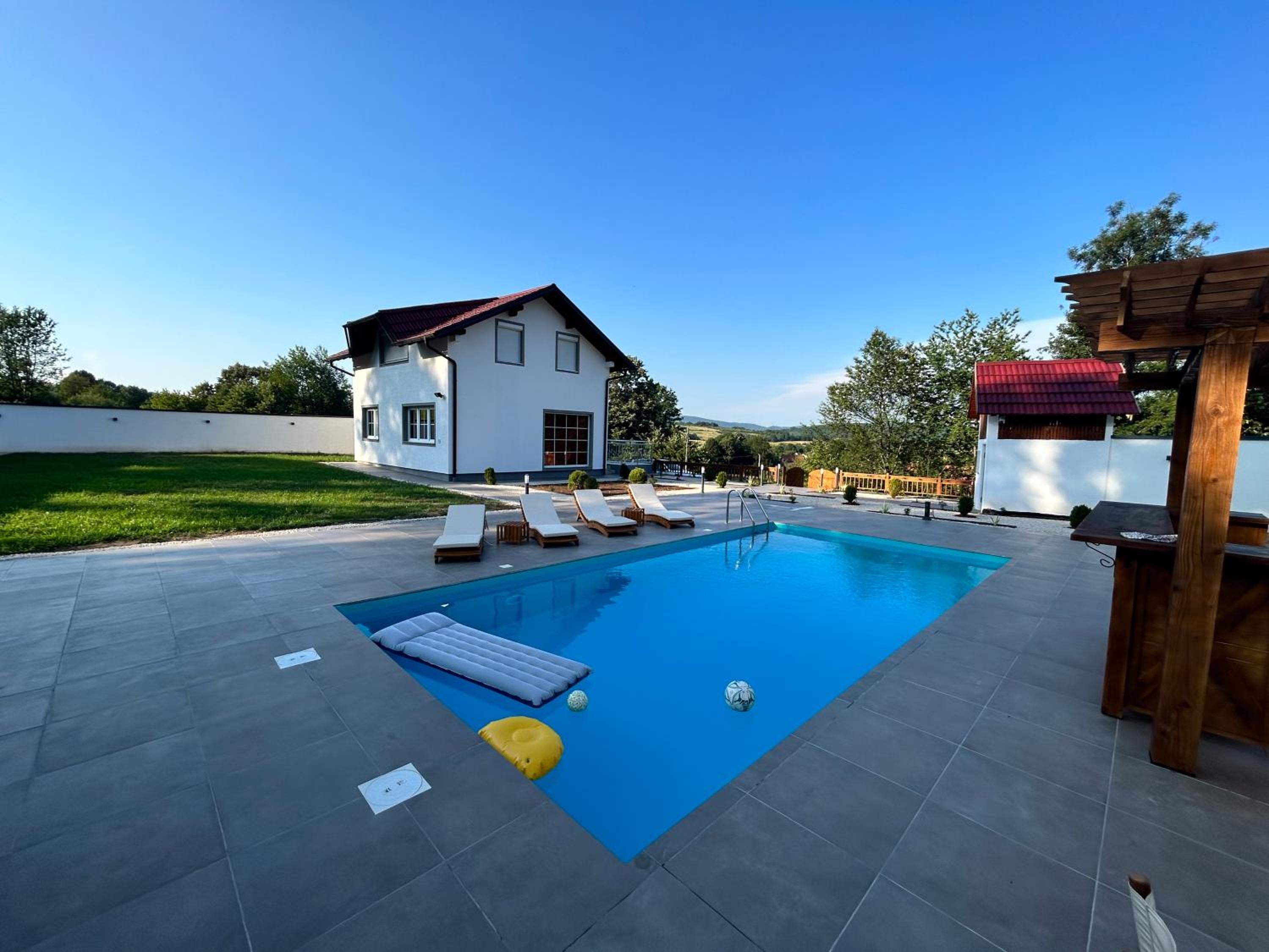Romantic Lodge