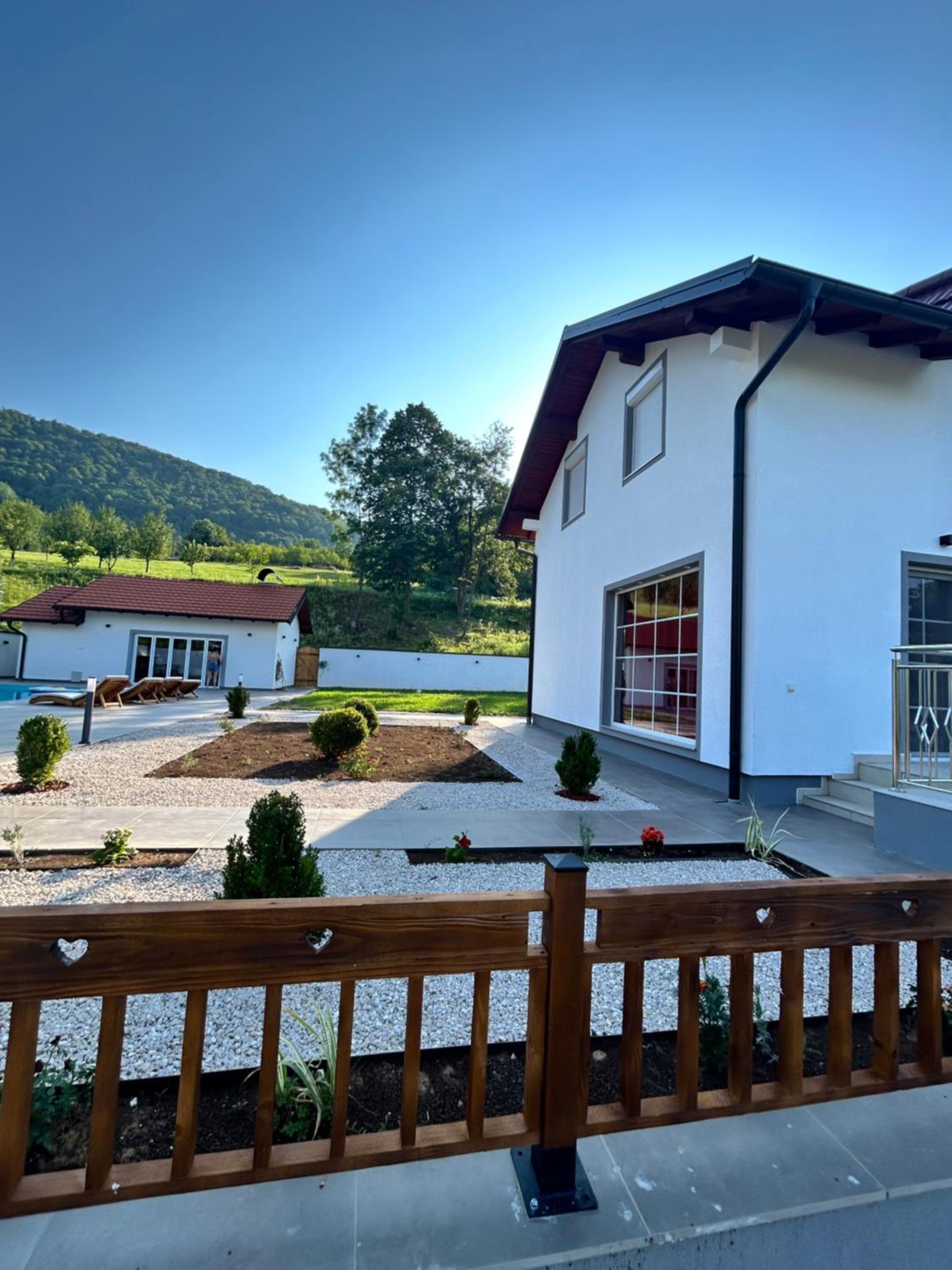 Romantic Lodge
