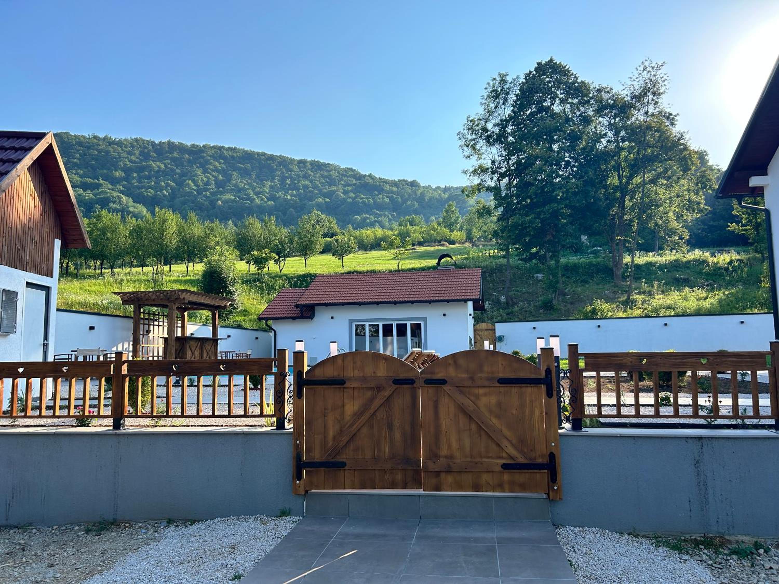 Romantic Lodge