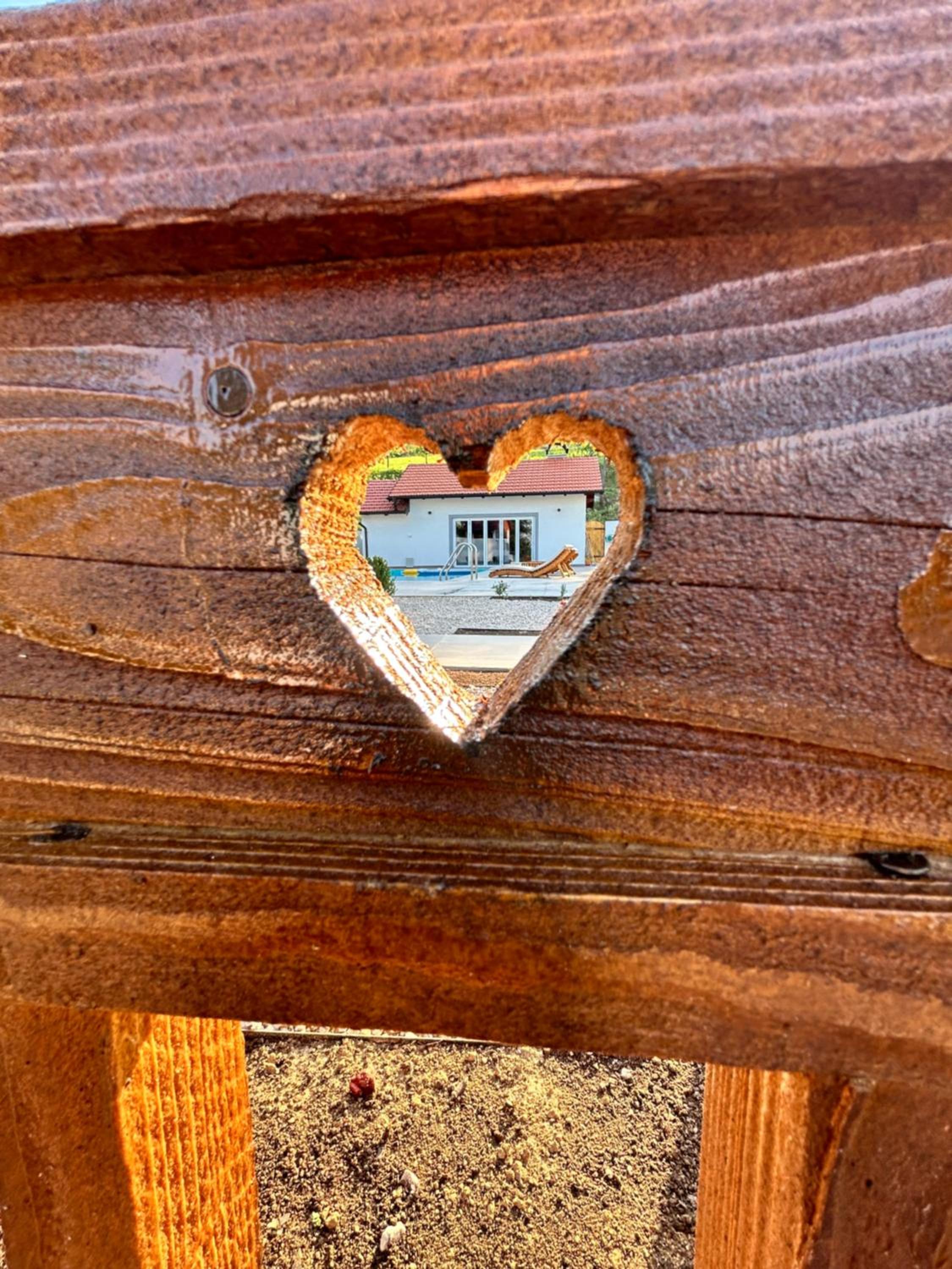 Romantic Lodge