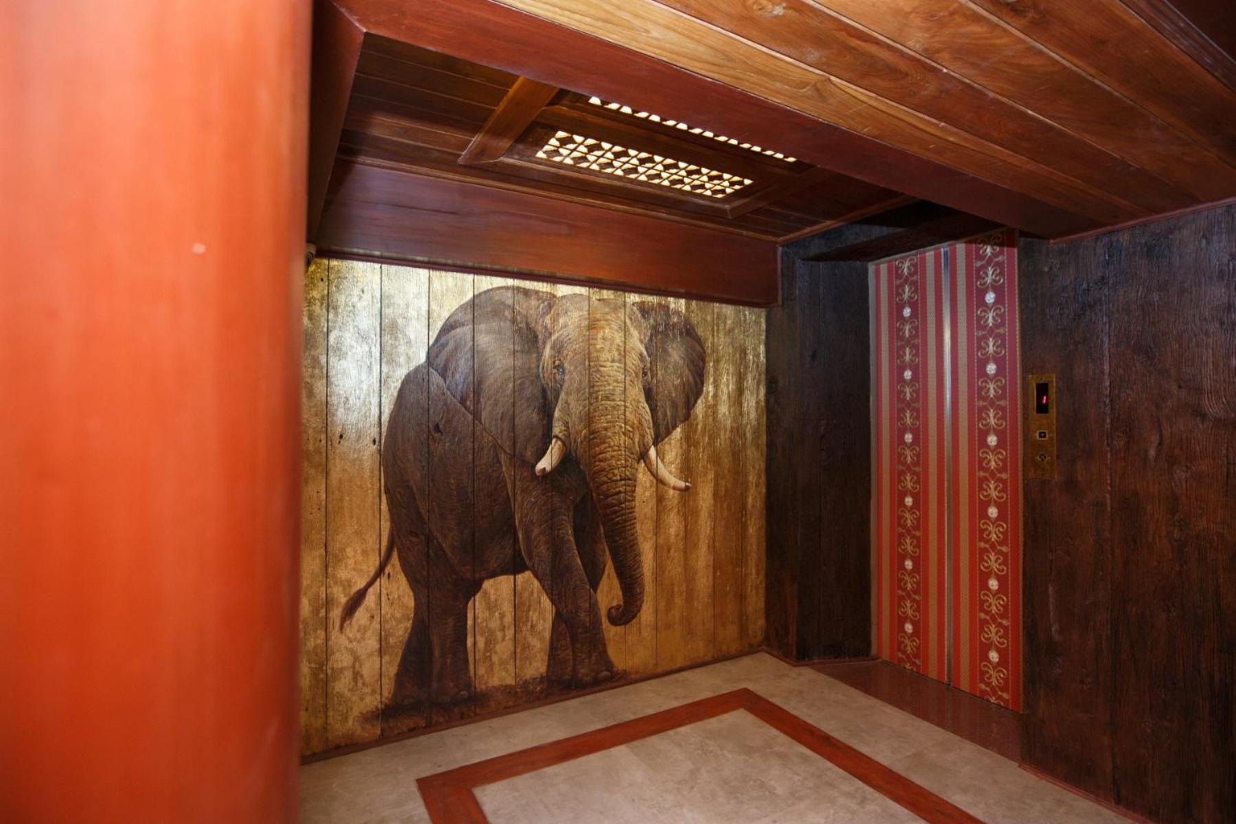 Chang Siam Inn