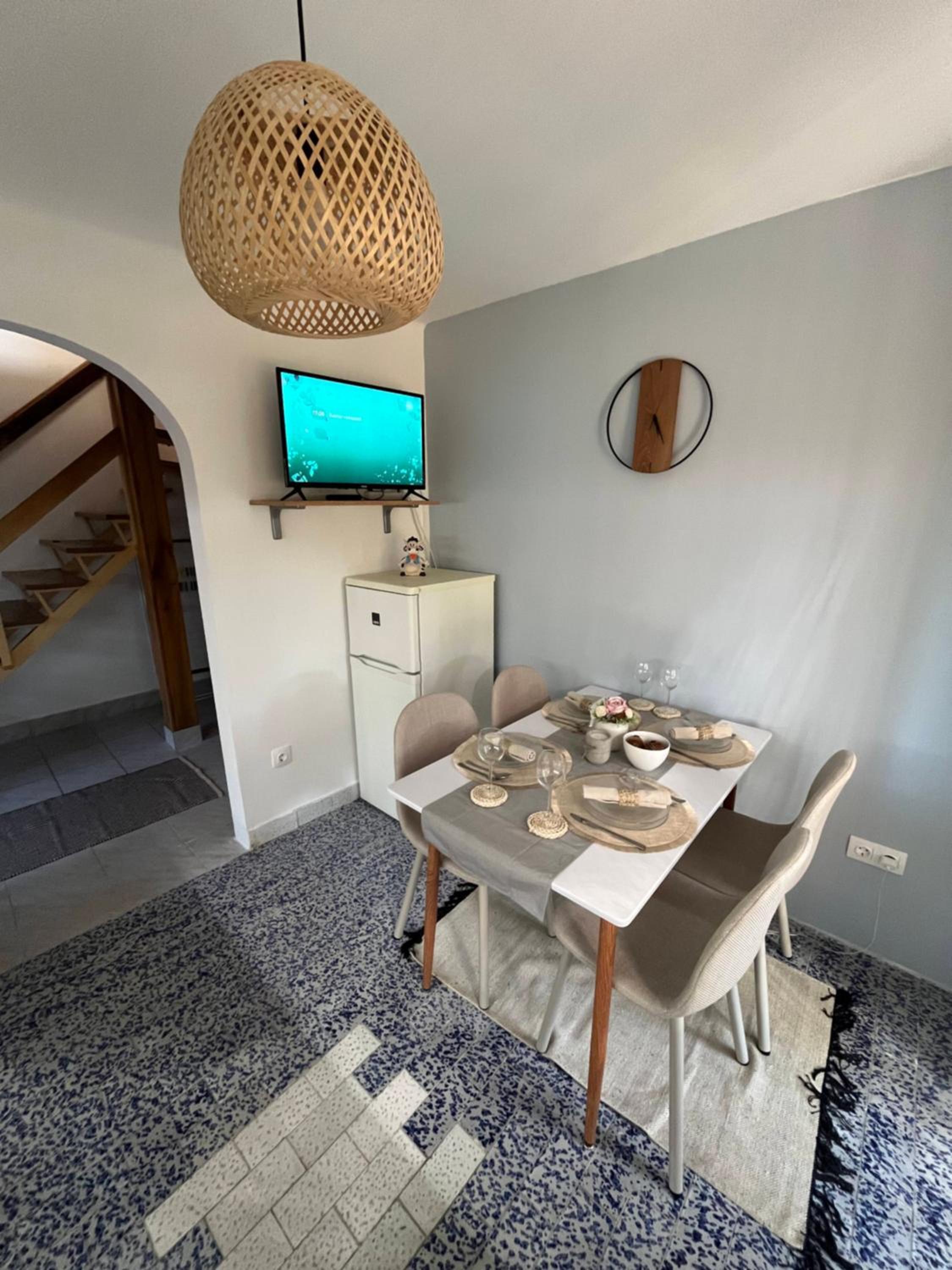 Hugo Residence
