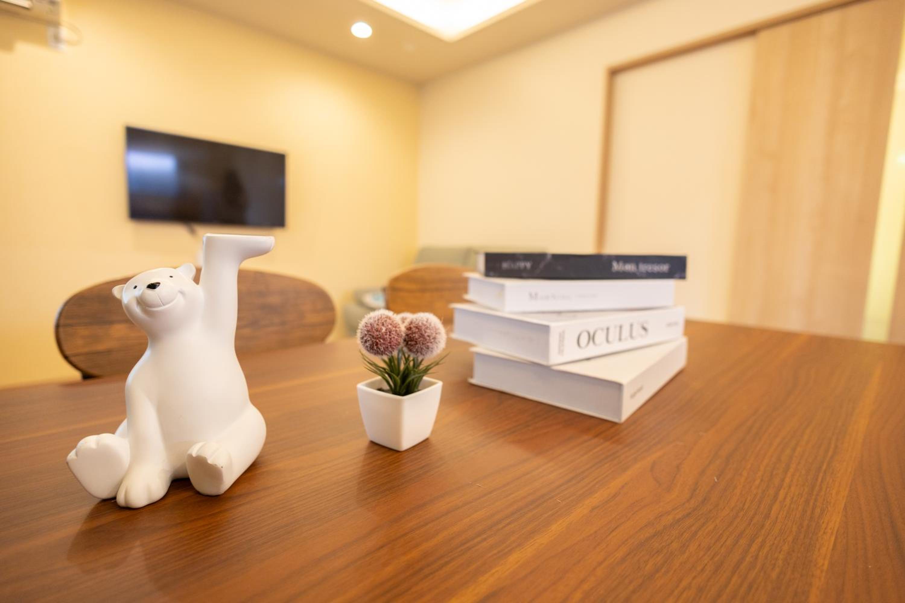 nestay terrace house osaka tsutenkaku