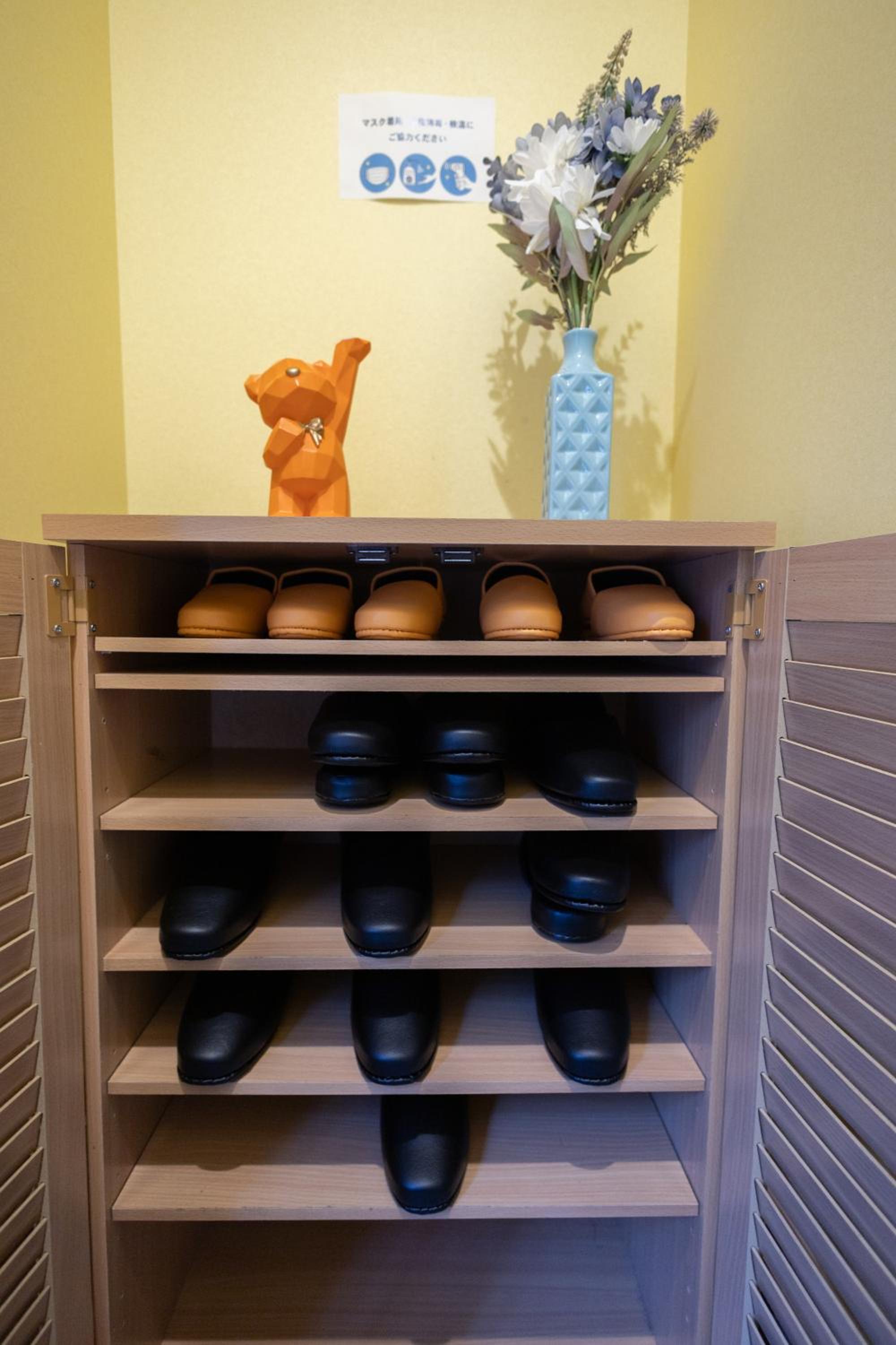 nestay terrace house osaka tsutenkaku