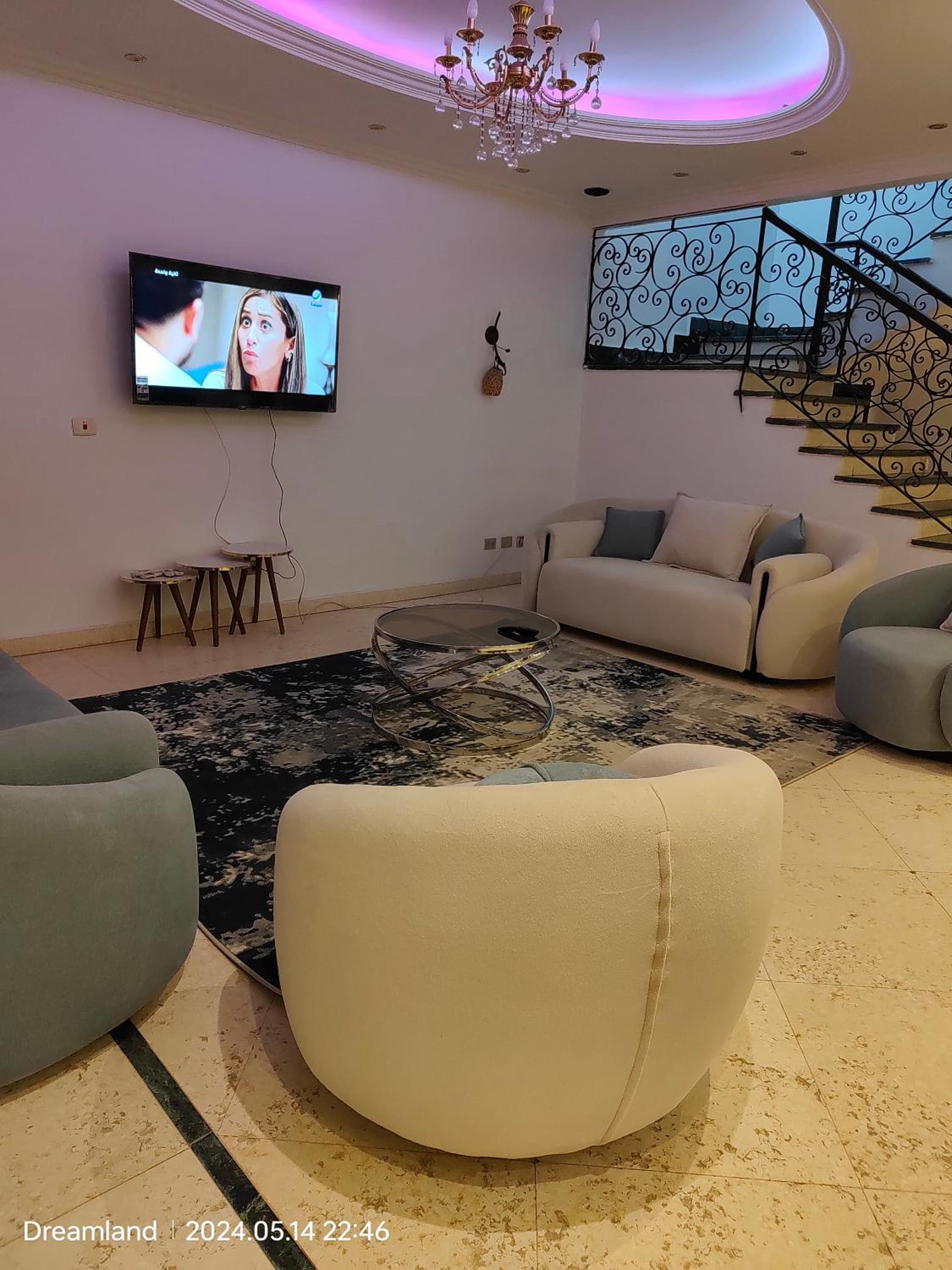 Furnitured villa for rent super luxury