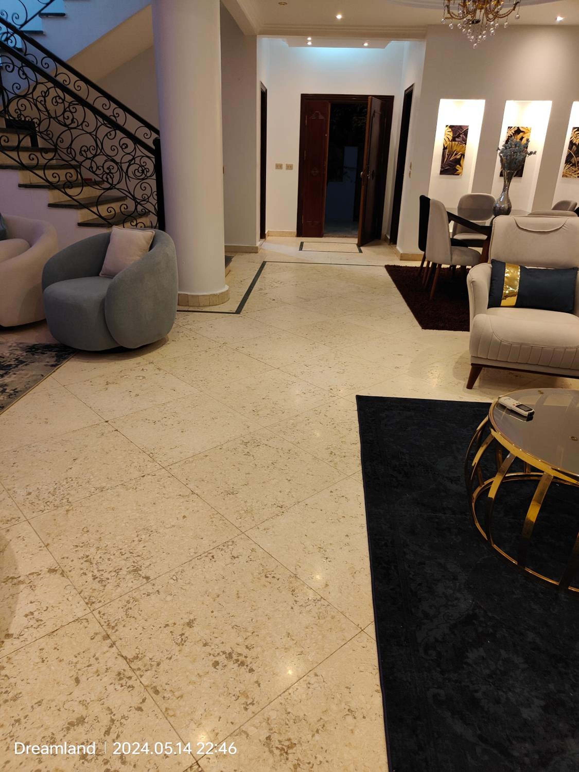 Furnitured villa for rent super luxury