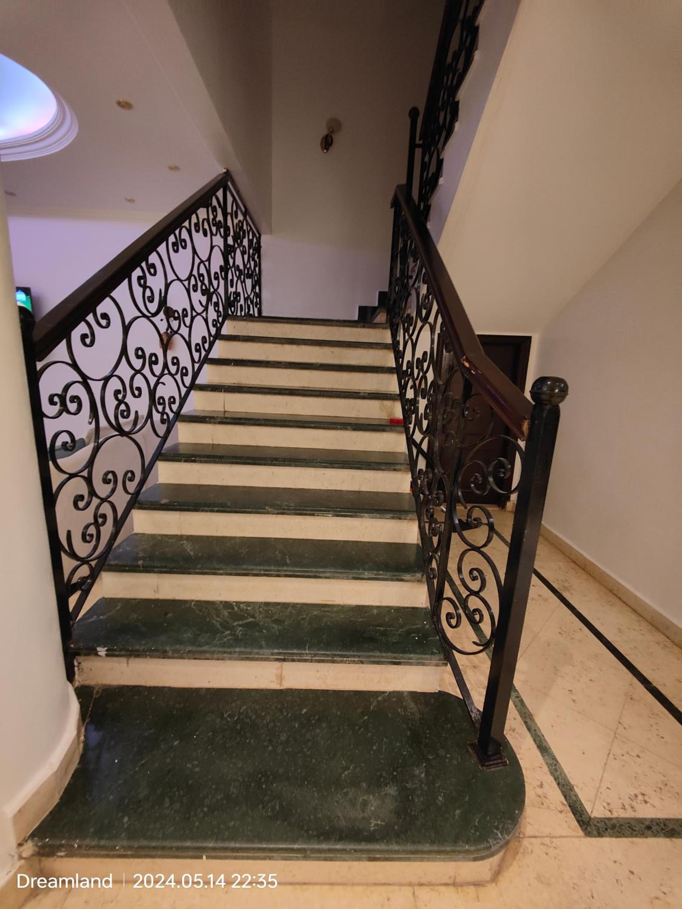 Furnitured villa for rent super luxury