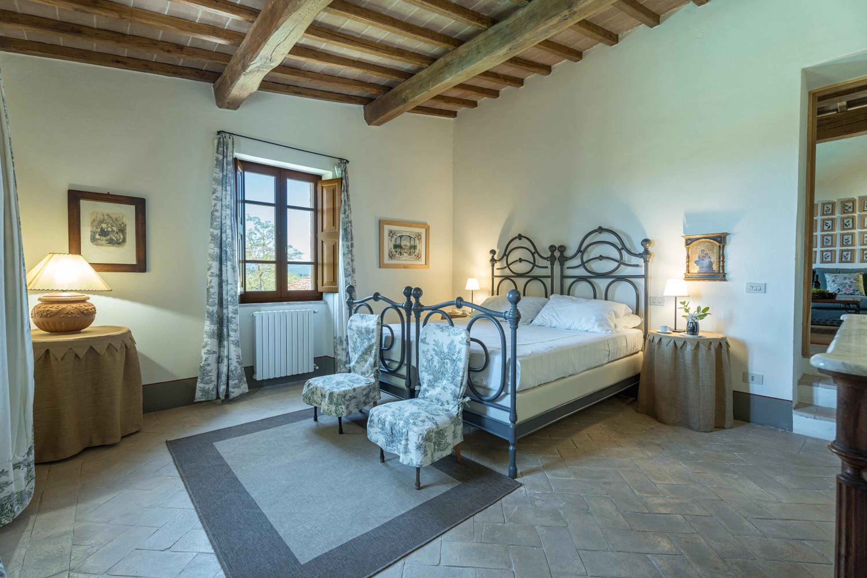 IL POGGIO ALLE TRESE 14, Emma Villas