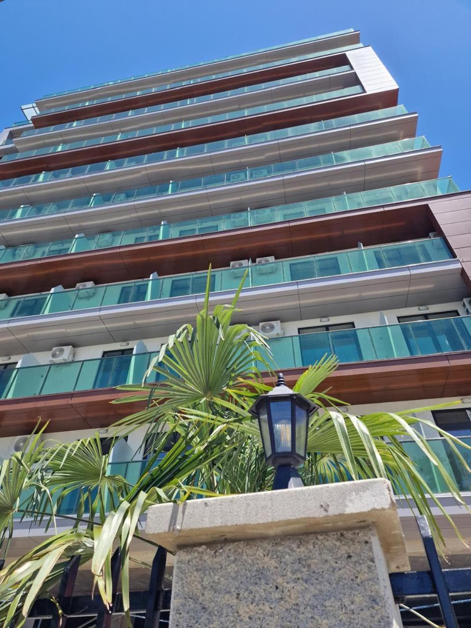 Chakvi Dreamside apartment