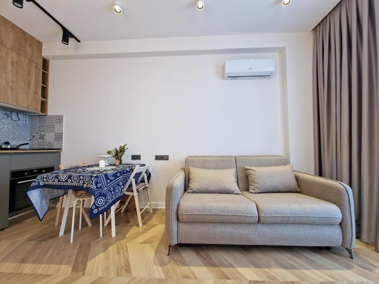 Chakvi Dreamside apartment