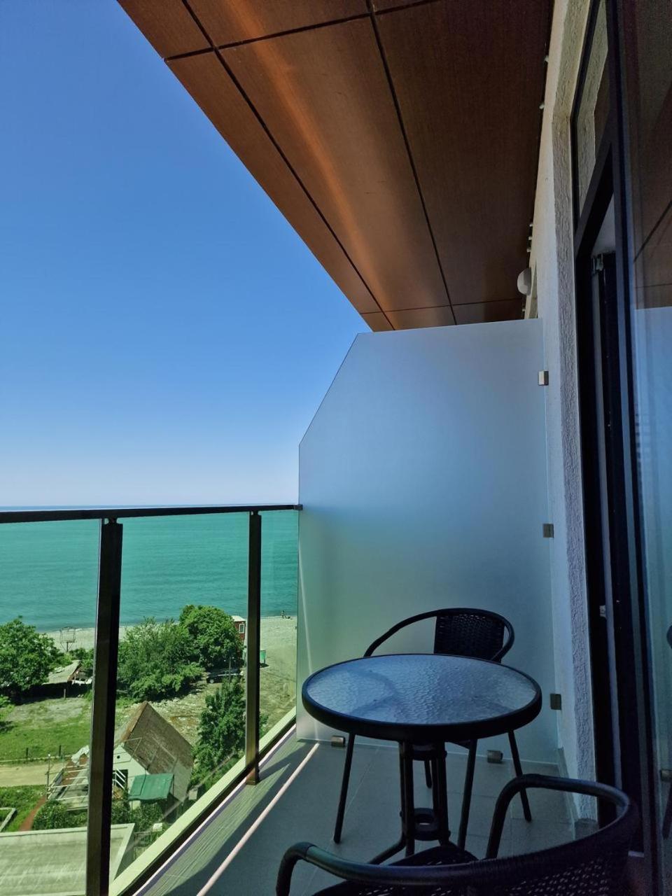 Chakvi Dreamside apartment