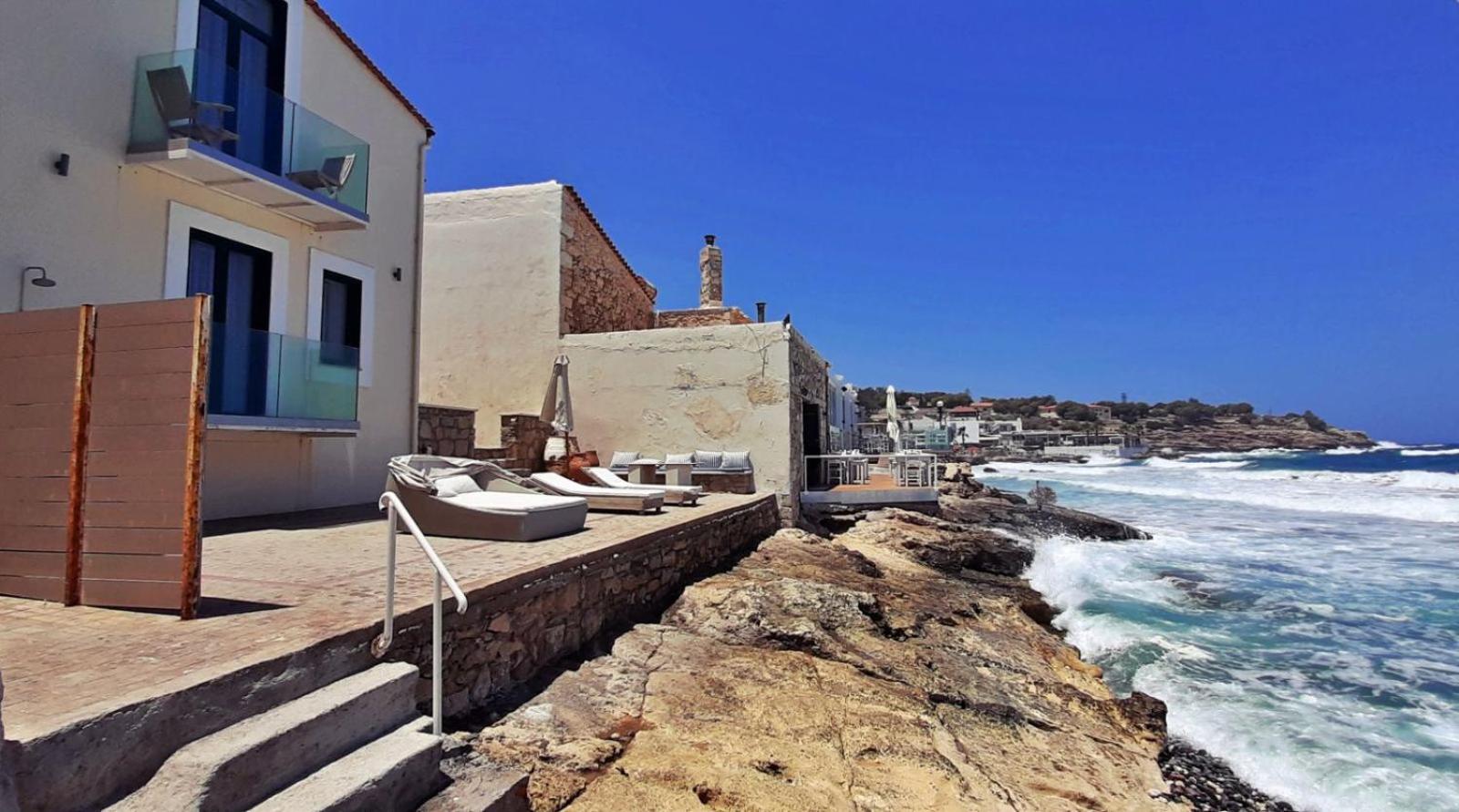 Thalassa Apartments