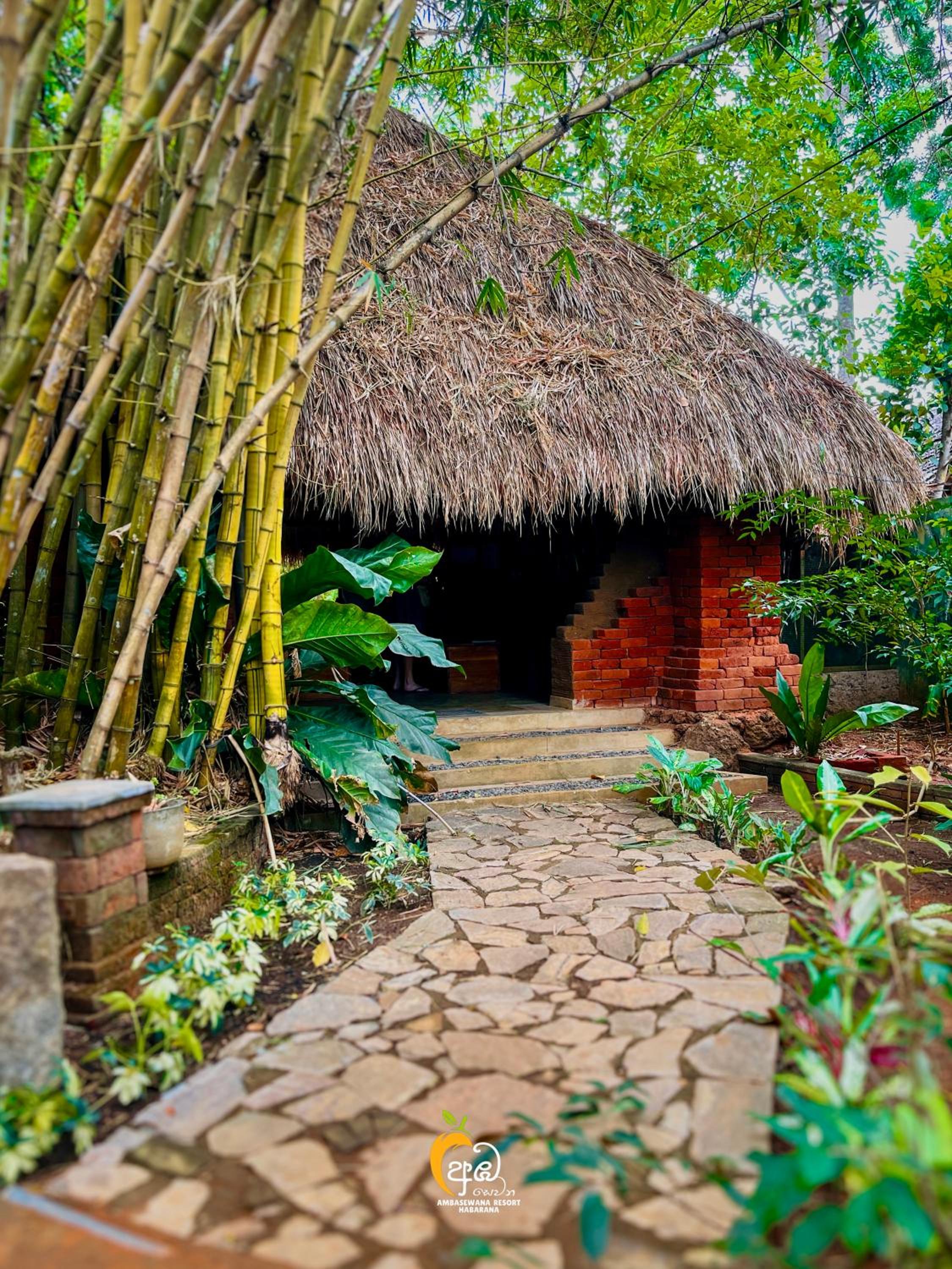 Habarana Tree House Ambasewana Resort