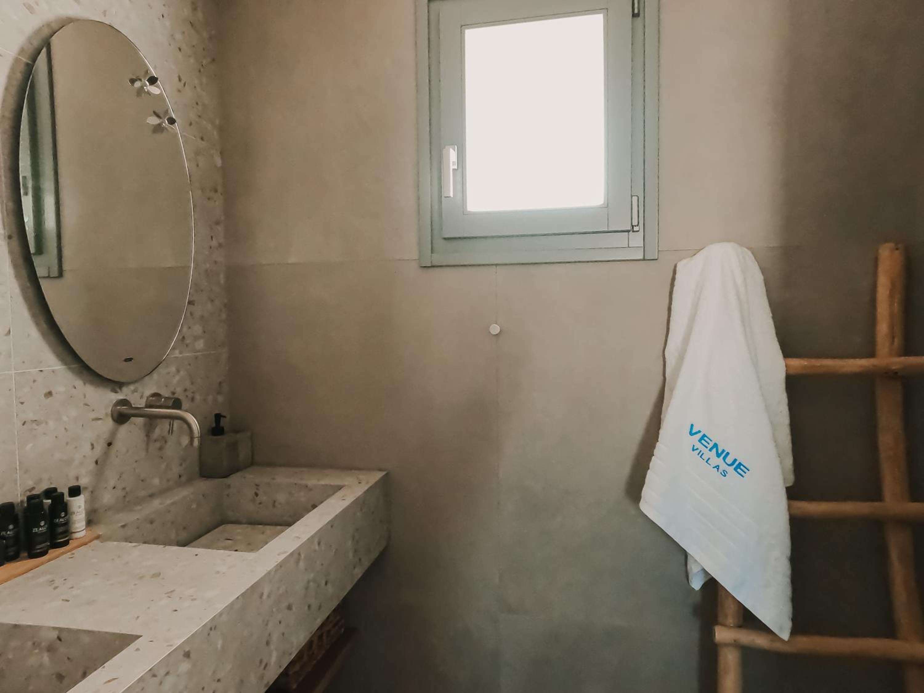 Venue Villas - Folegandros