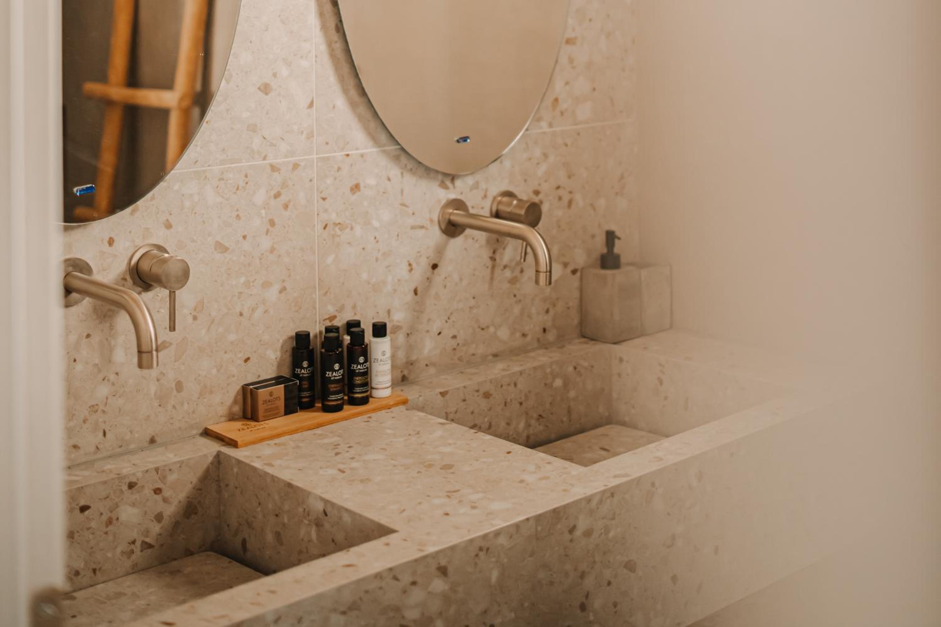 Venue Villas - Folegandros