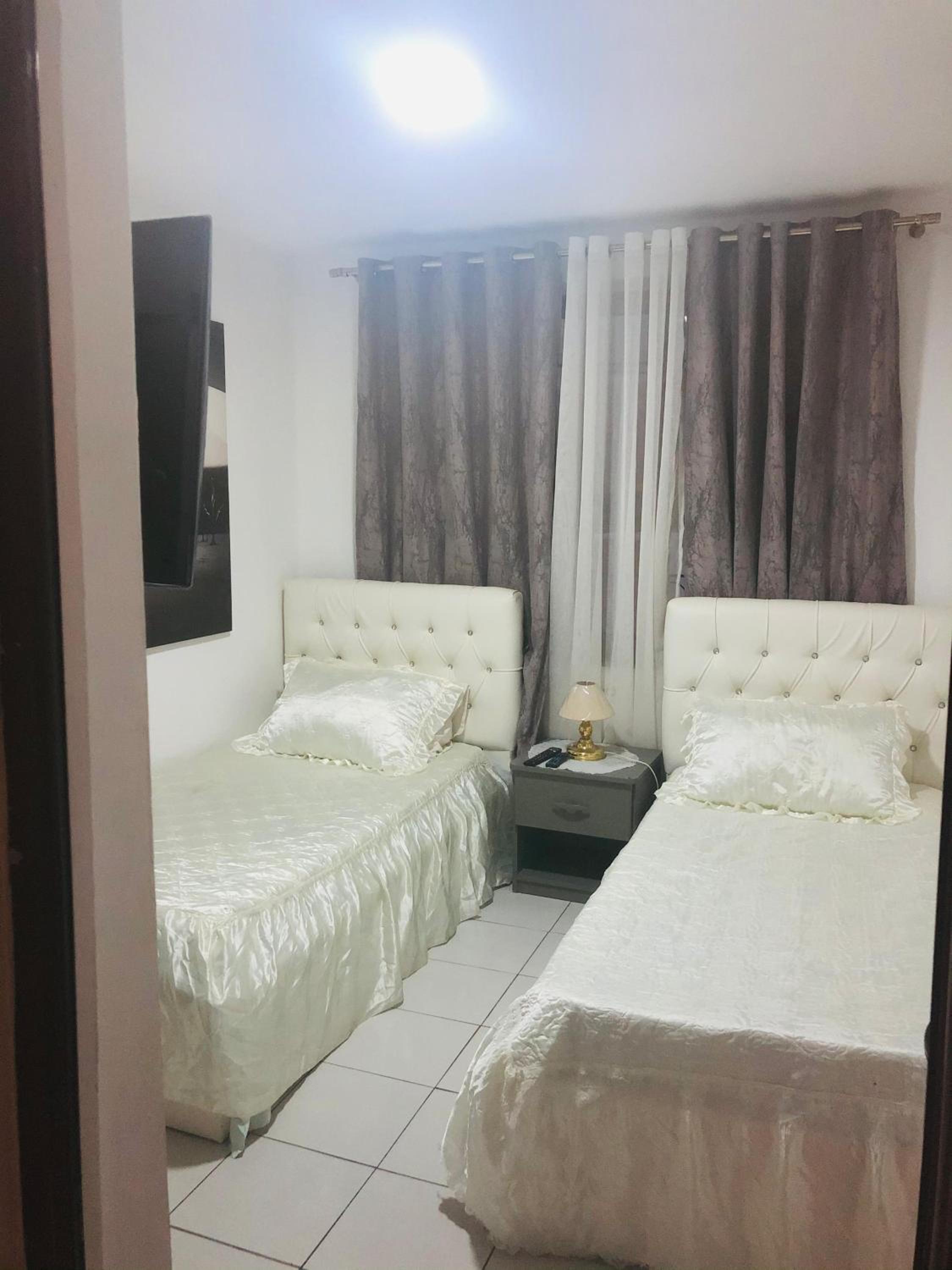 2 Bed-Room flat, 5 min walk from center
