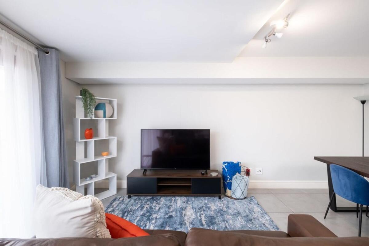 Madison Modern Oasis